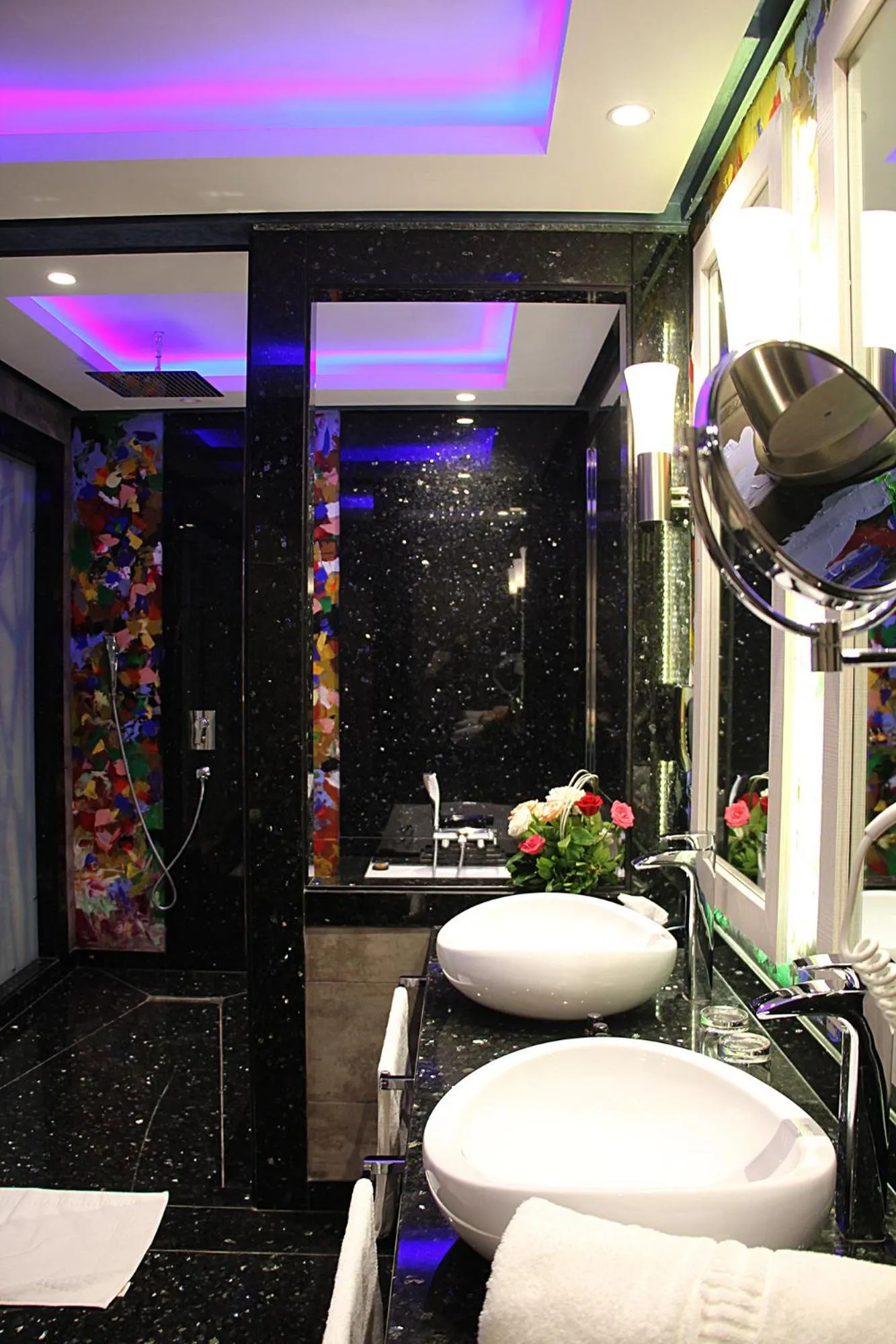 Shower in Zaki Hotel