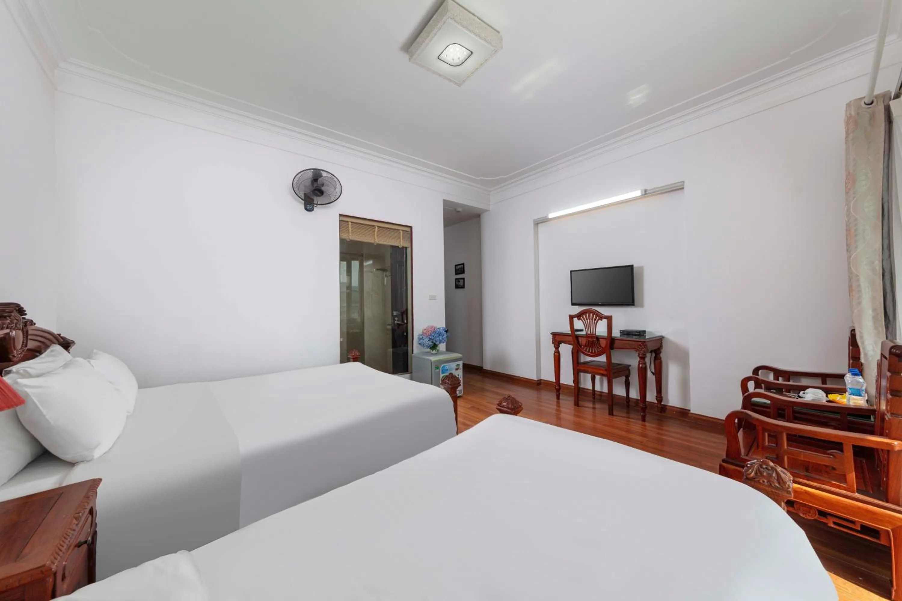 Bed in Phoenix Palace Hotel Hanoi