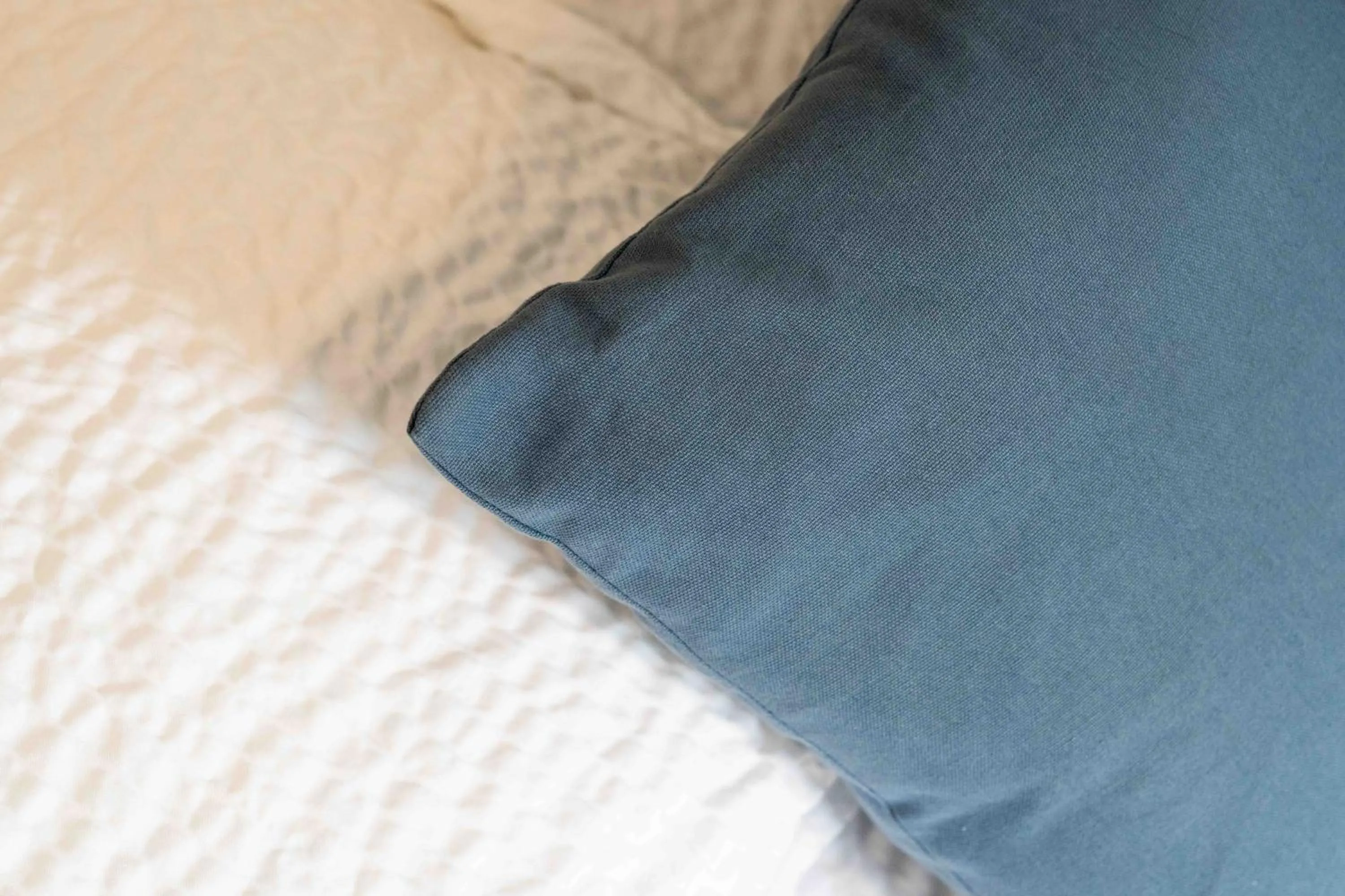 Bed in Logis Hôtel La crémaillère