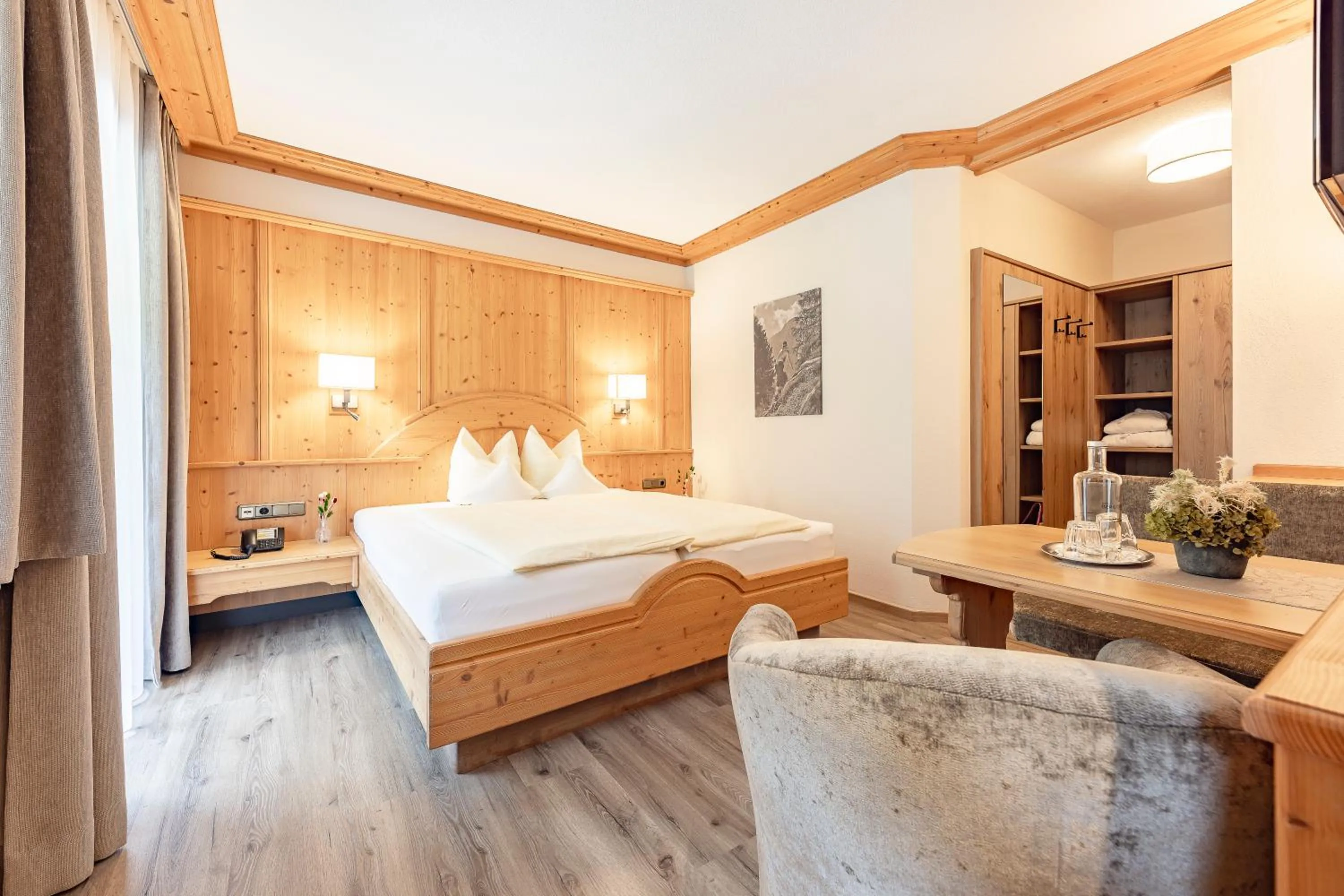 Photo of the whole room, Bed in Aktiv & Vitalhotel Bergcristall