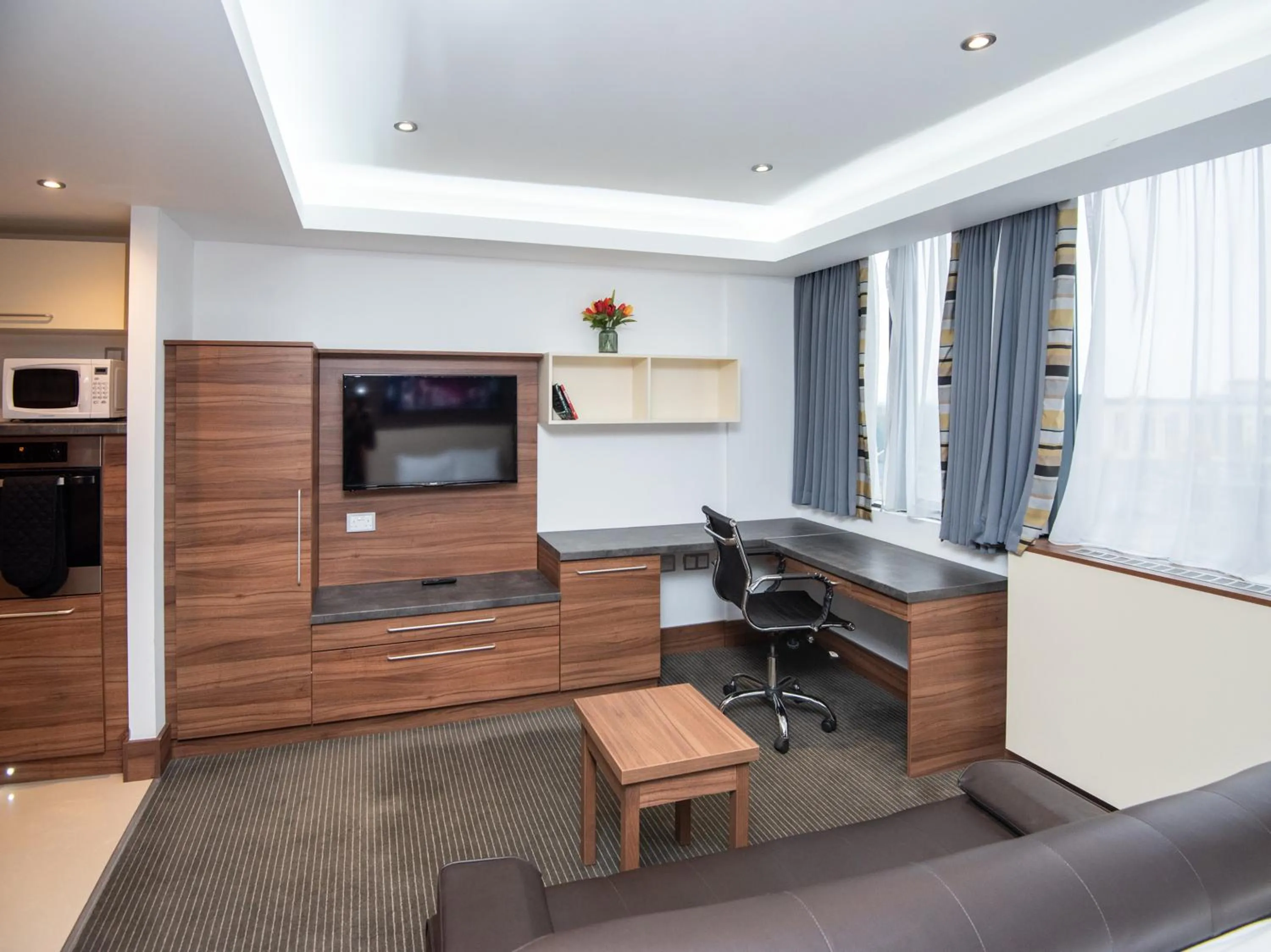 Business facilities in Livin' Serviced Apartments