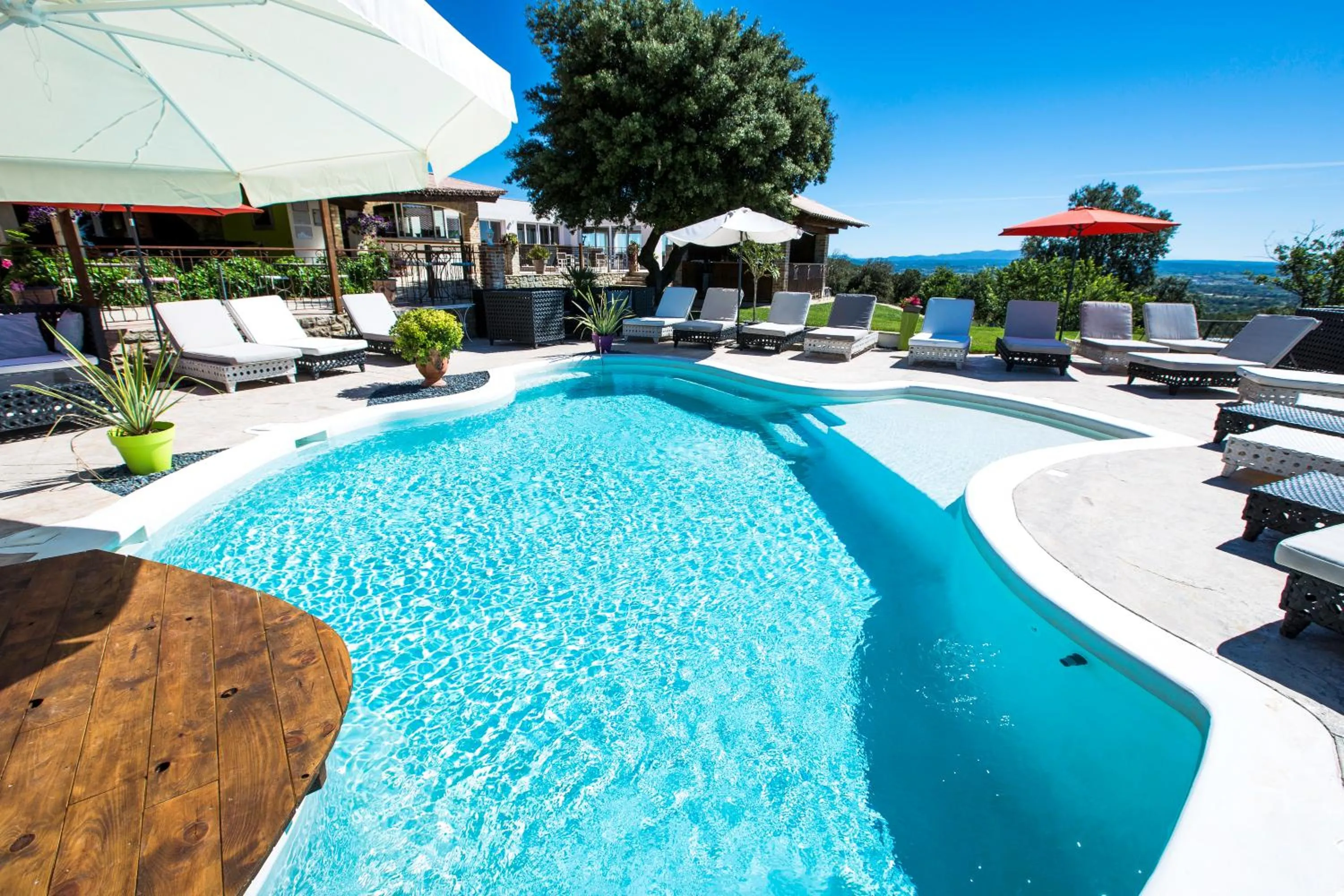 Swimming pool in Domaine du Serre d'Avène