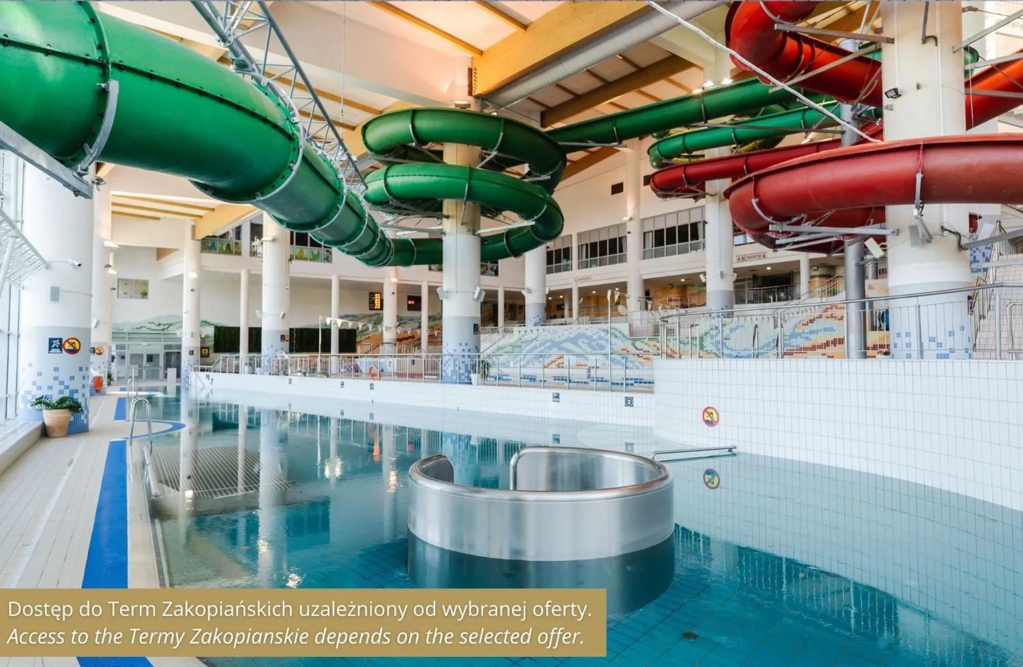 Swimming pool in Hotel Aquarion Family & Friends - Destigo Hotels