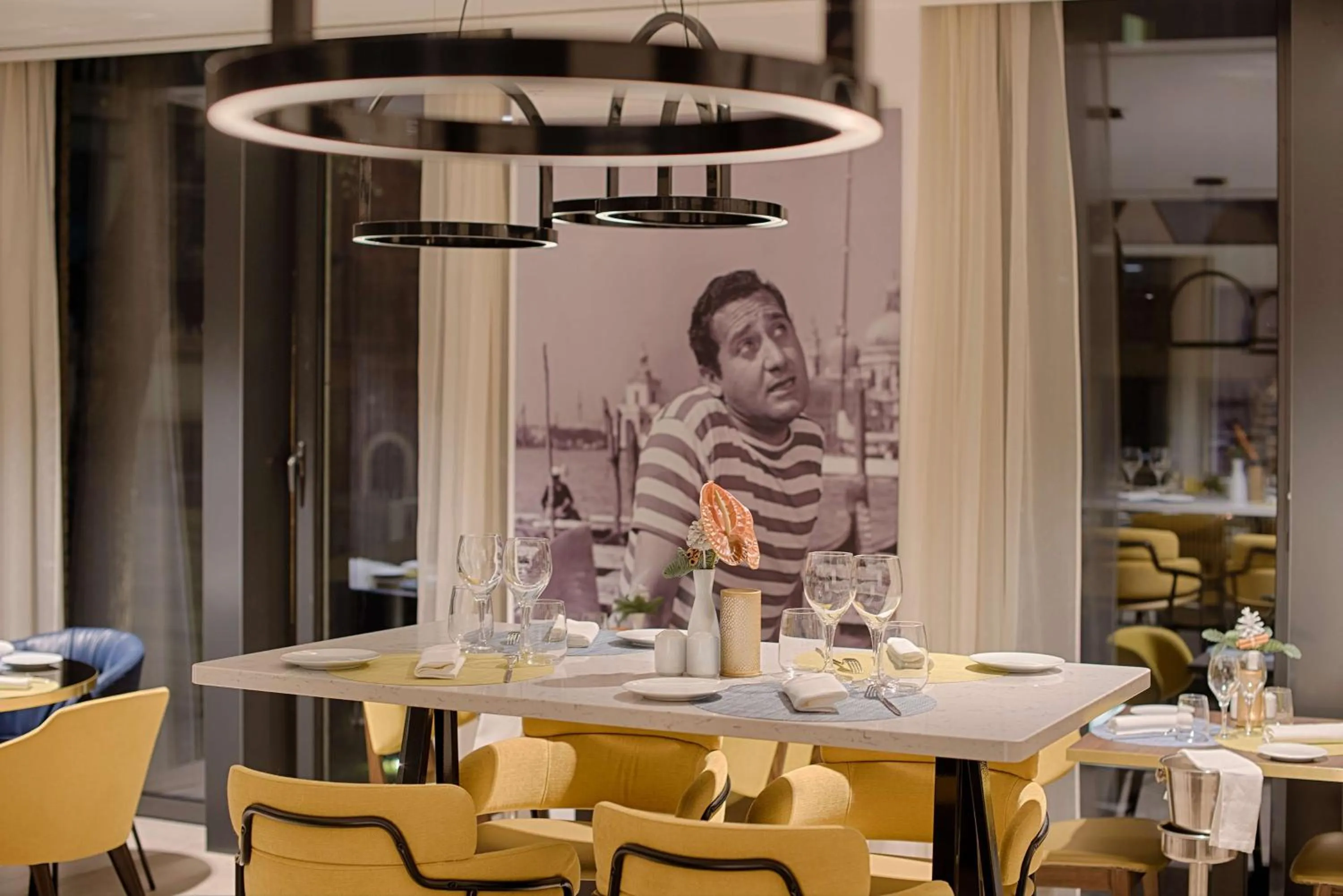 Restaurant/places to eat in Avani Rio Novo Venice Hotel