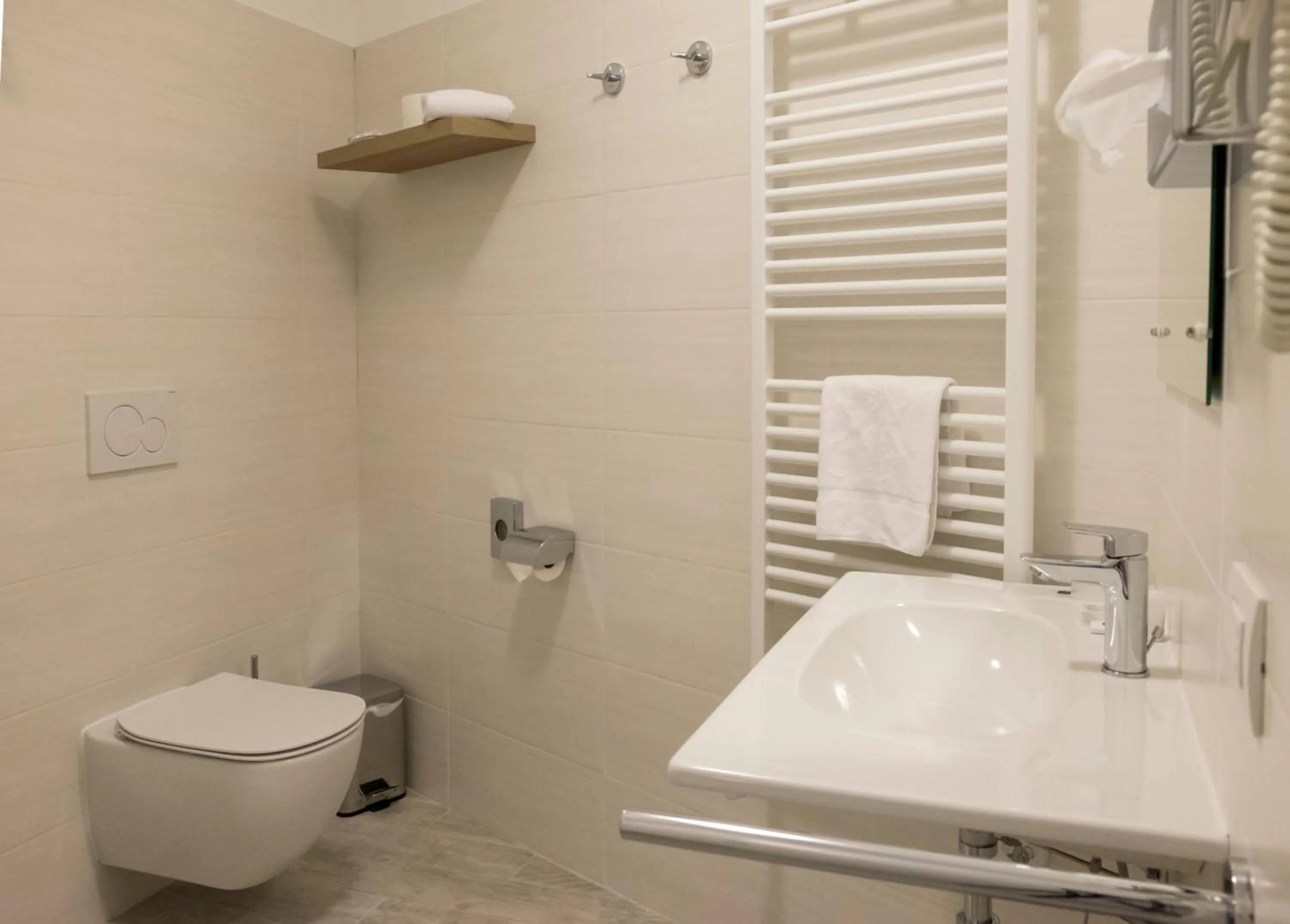 Bathroom in Hotel & Wellness Stella Delle Langhe