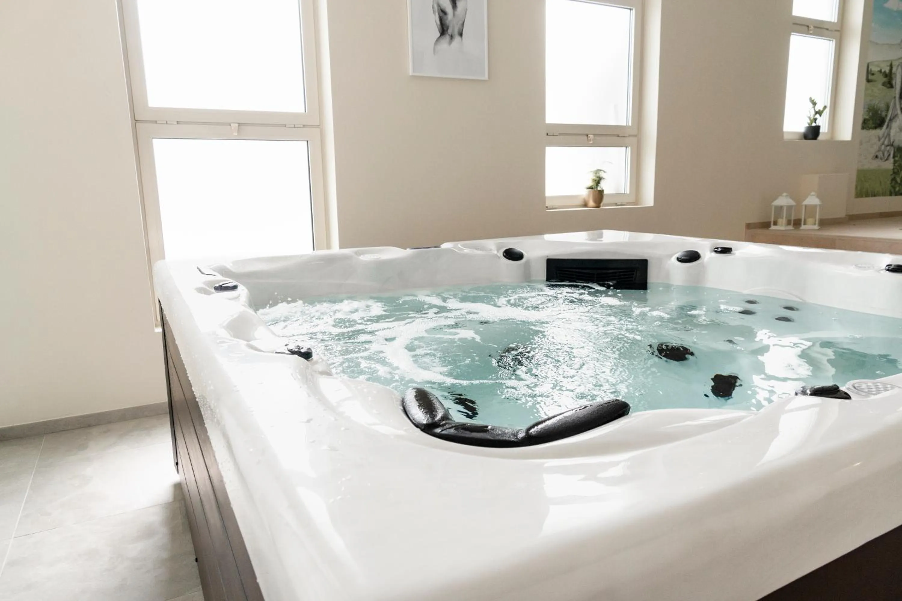 Hot Tub in Hotel & Wellness Stella Delle Langhe