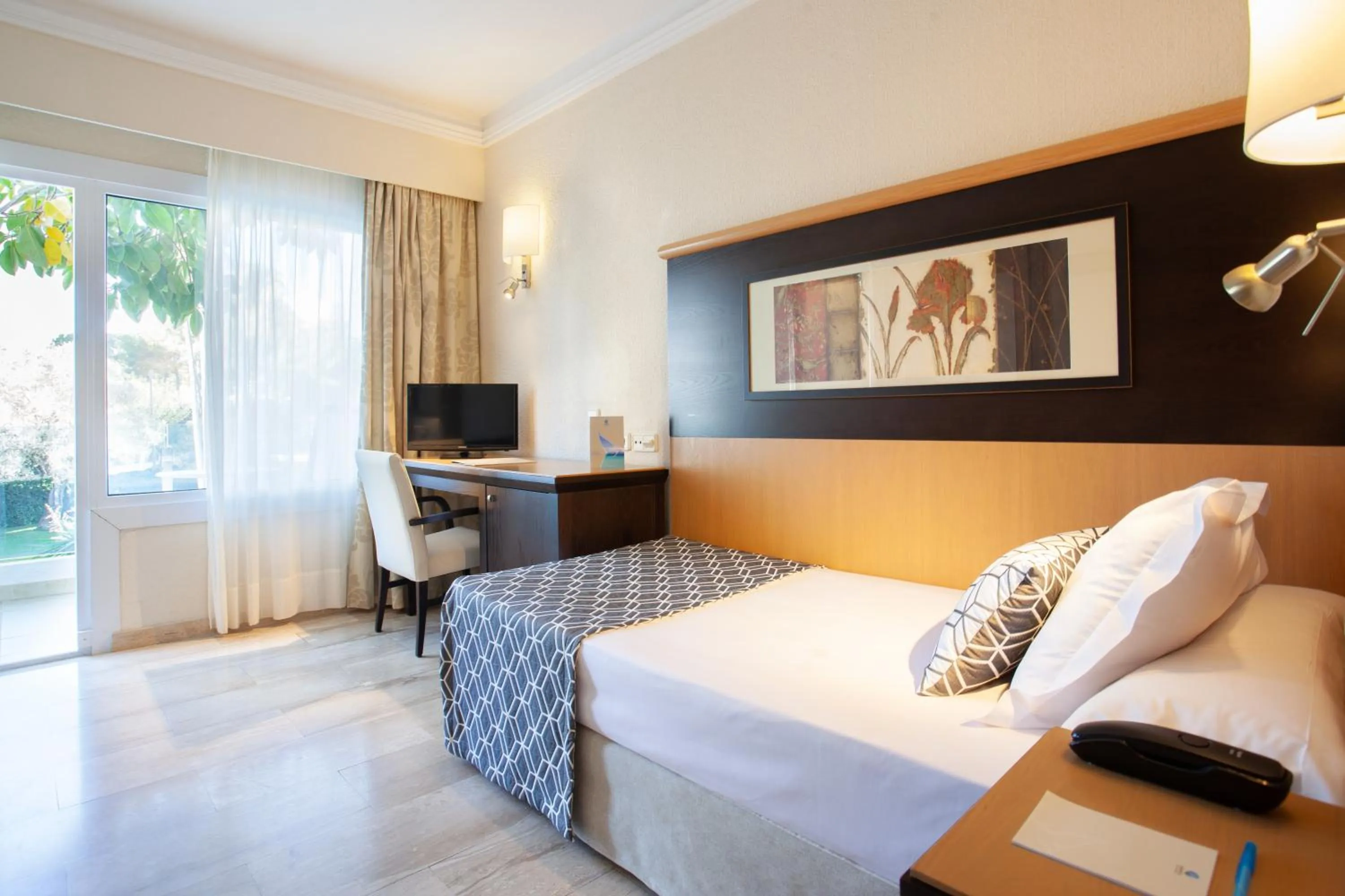 Bedroom, Bed in Grupotel Nilo & Spa