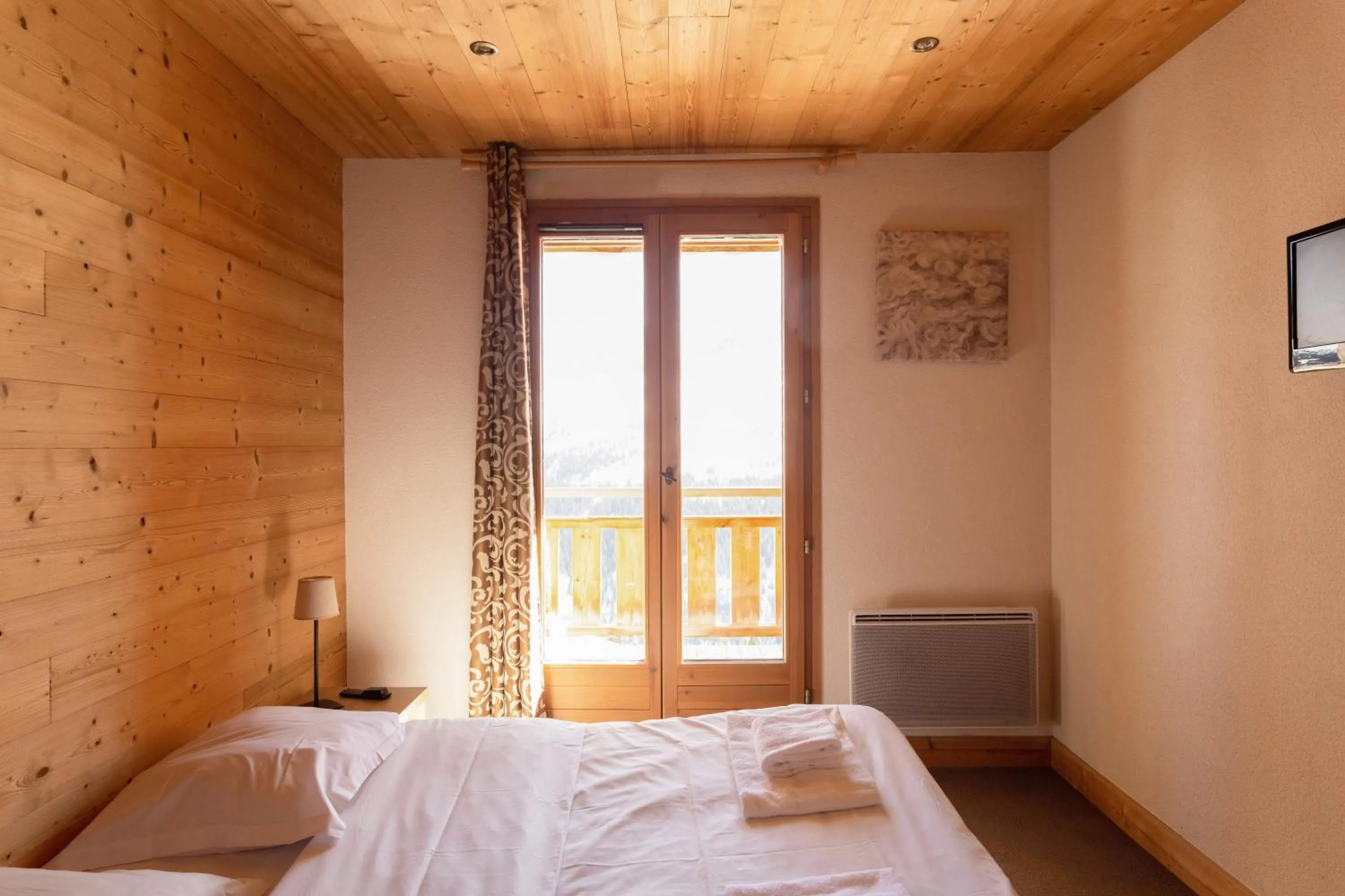 Bed in Dormio Resort Les Portes du Grand Massif