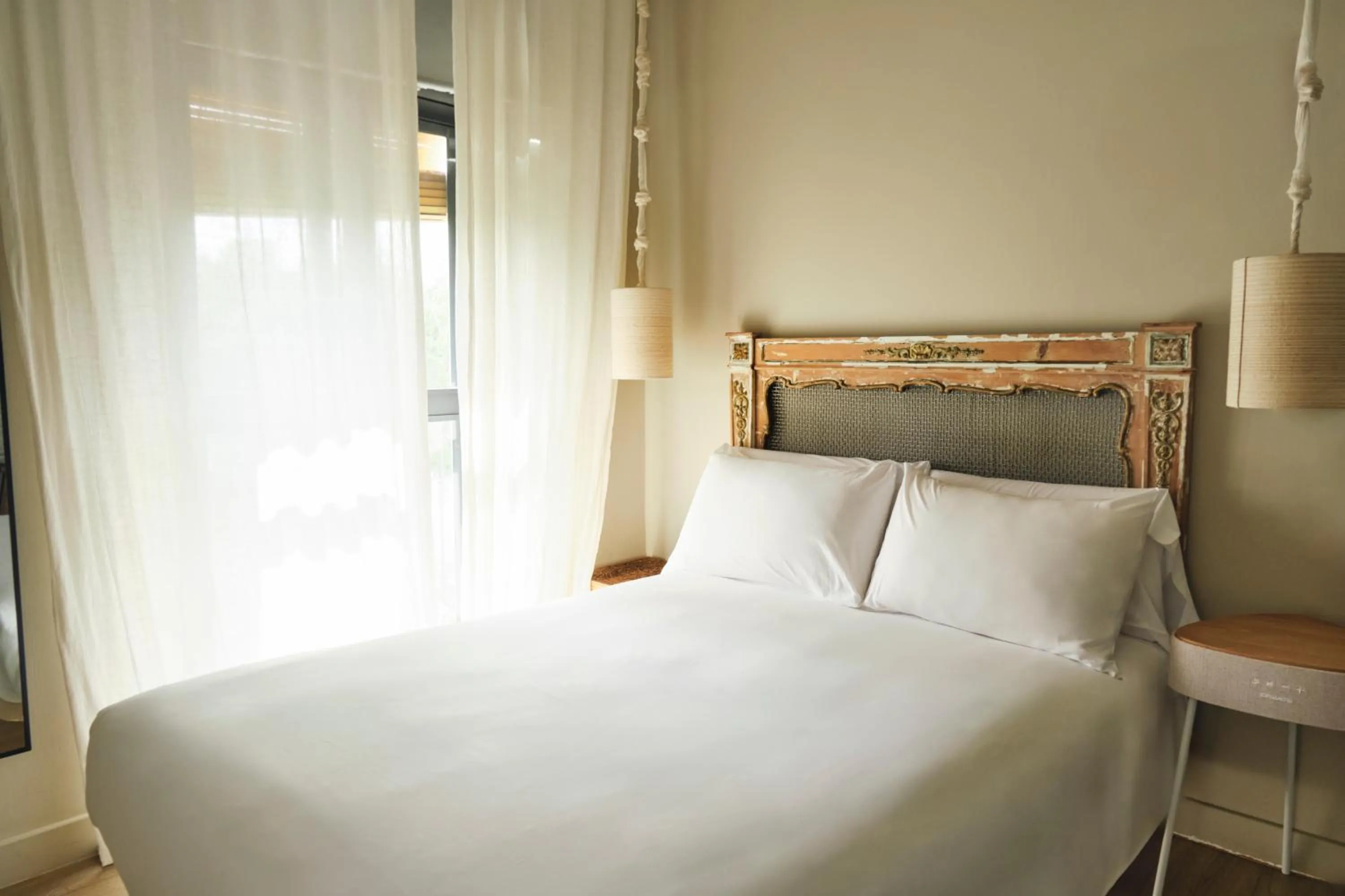 Bed in The Corner House