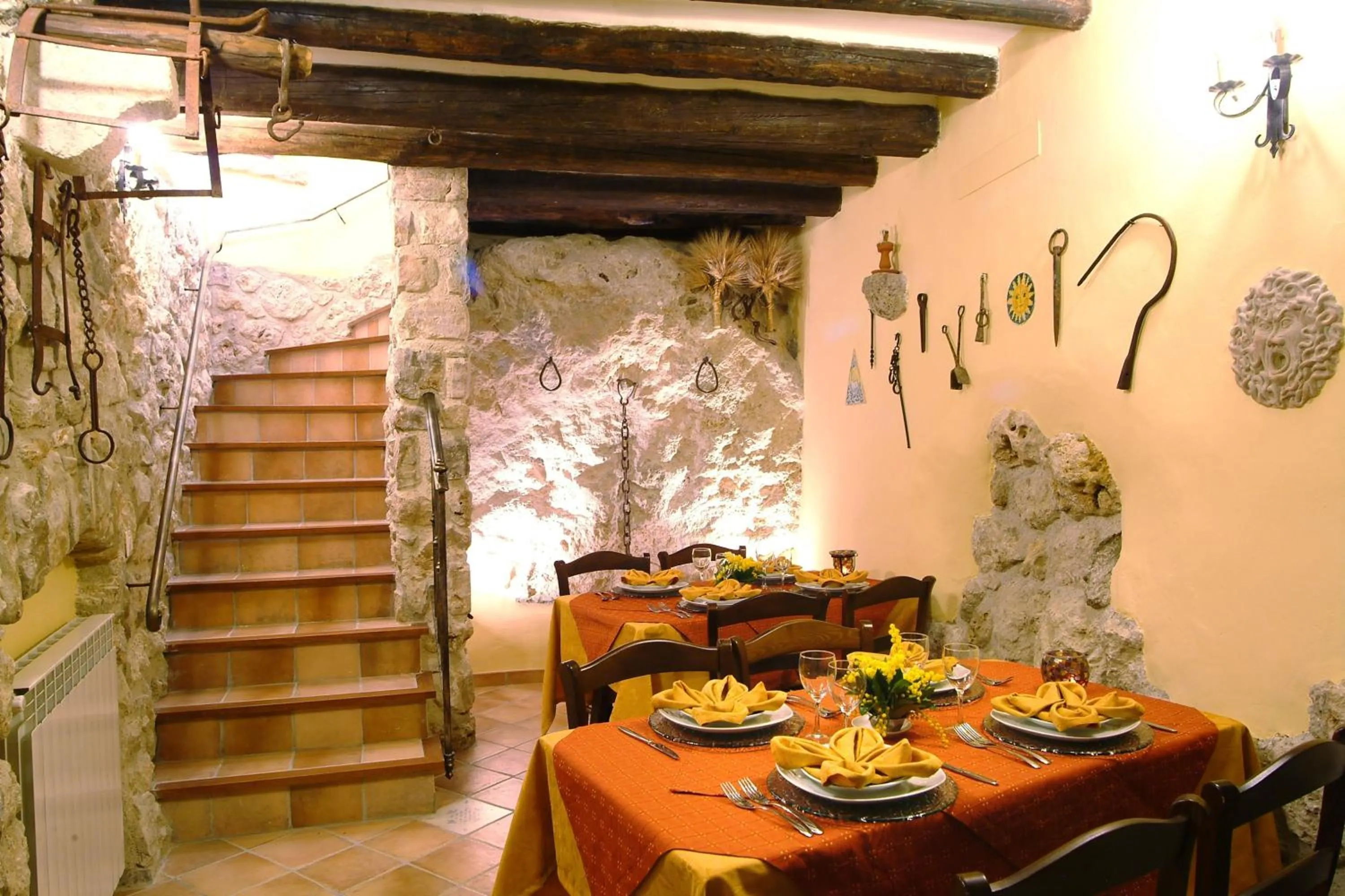 Restaurant/places to eat in Il Castello