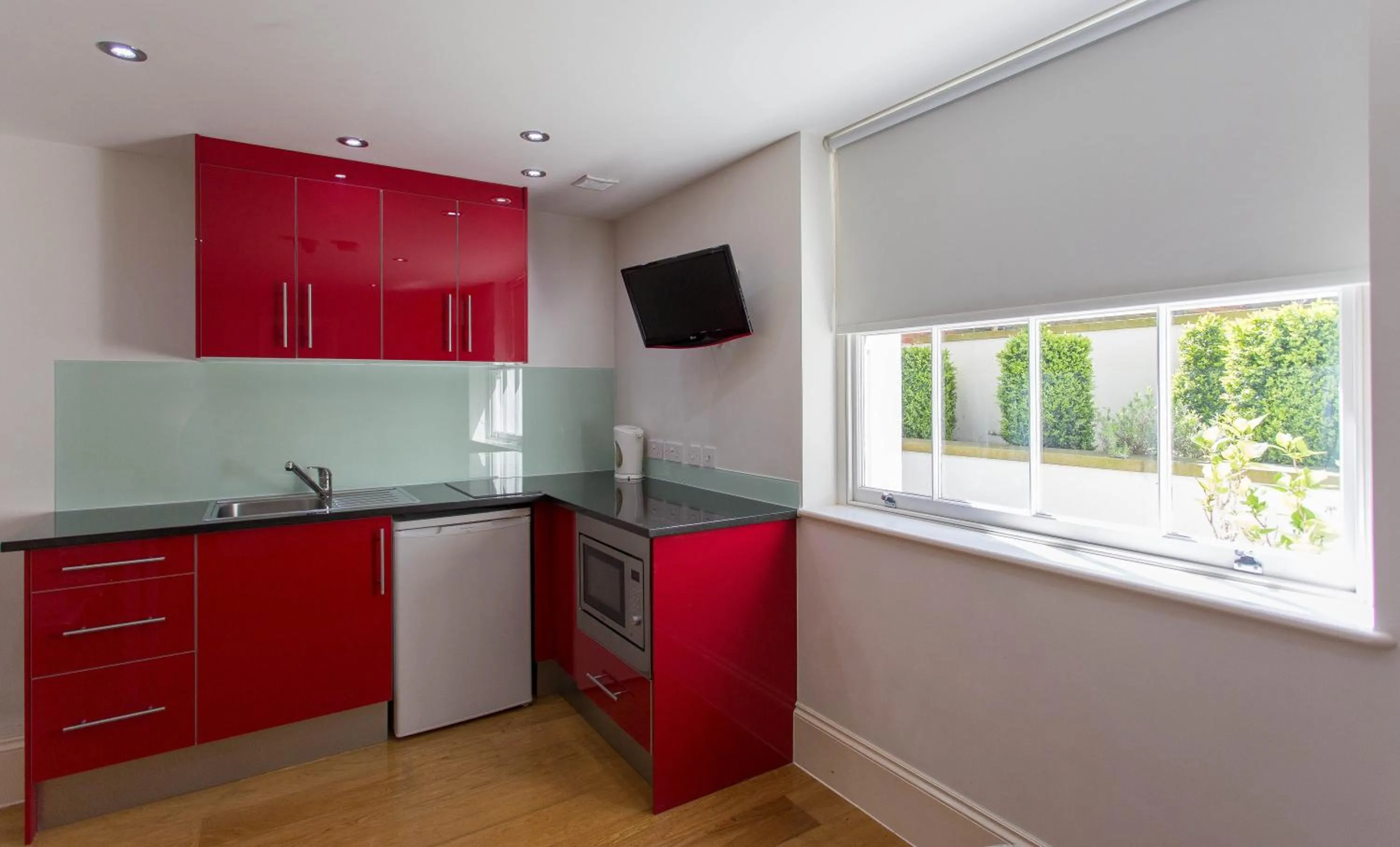 Kitchen or kitchenette in Paddington Green Serviced Apartments by Concept Apartments