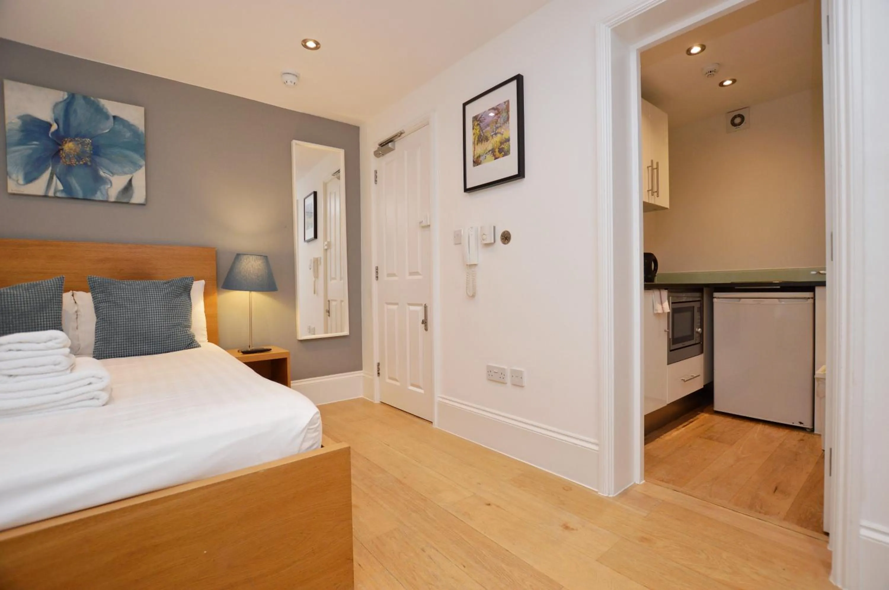 Bed in Paddington Green Serviced Apartments by Concept Apartments