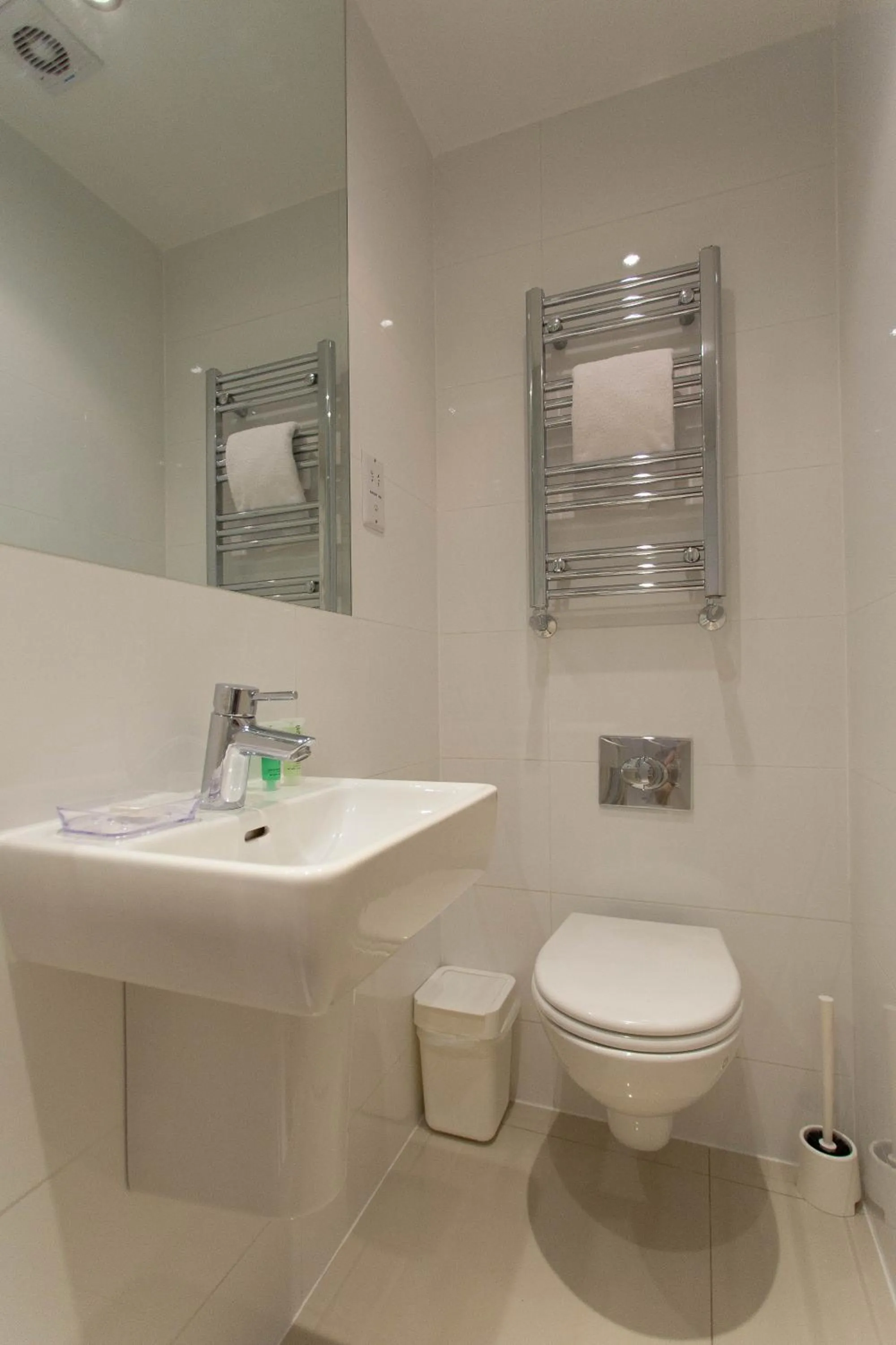 Toilet in Paddington Green Serviced Apartments by Concept Apartments