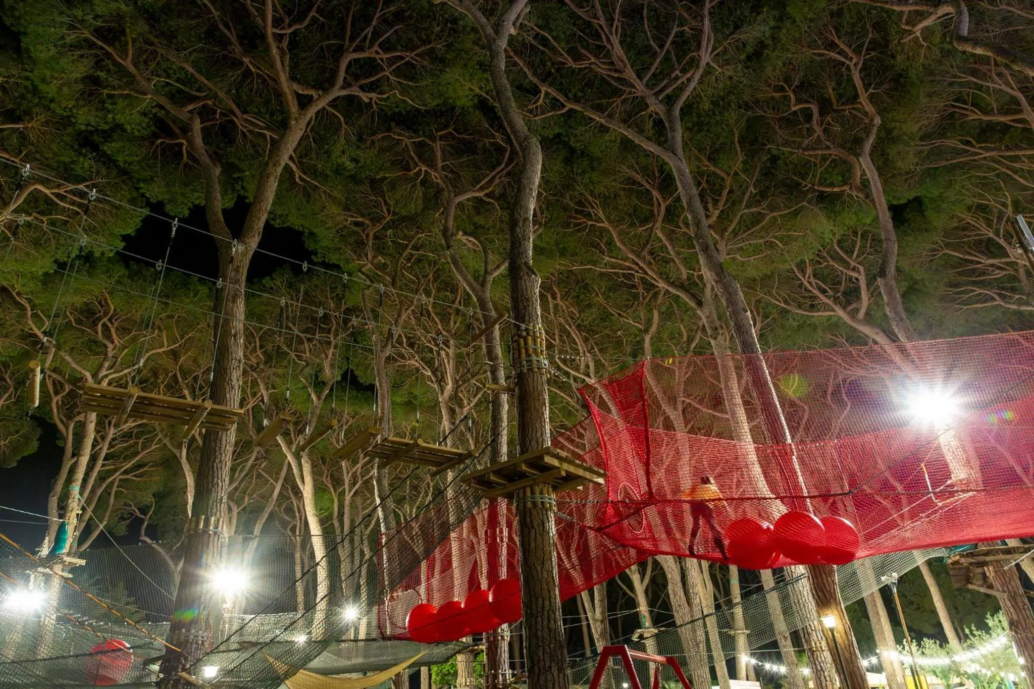 hu Park Albatros village