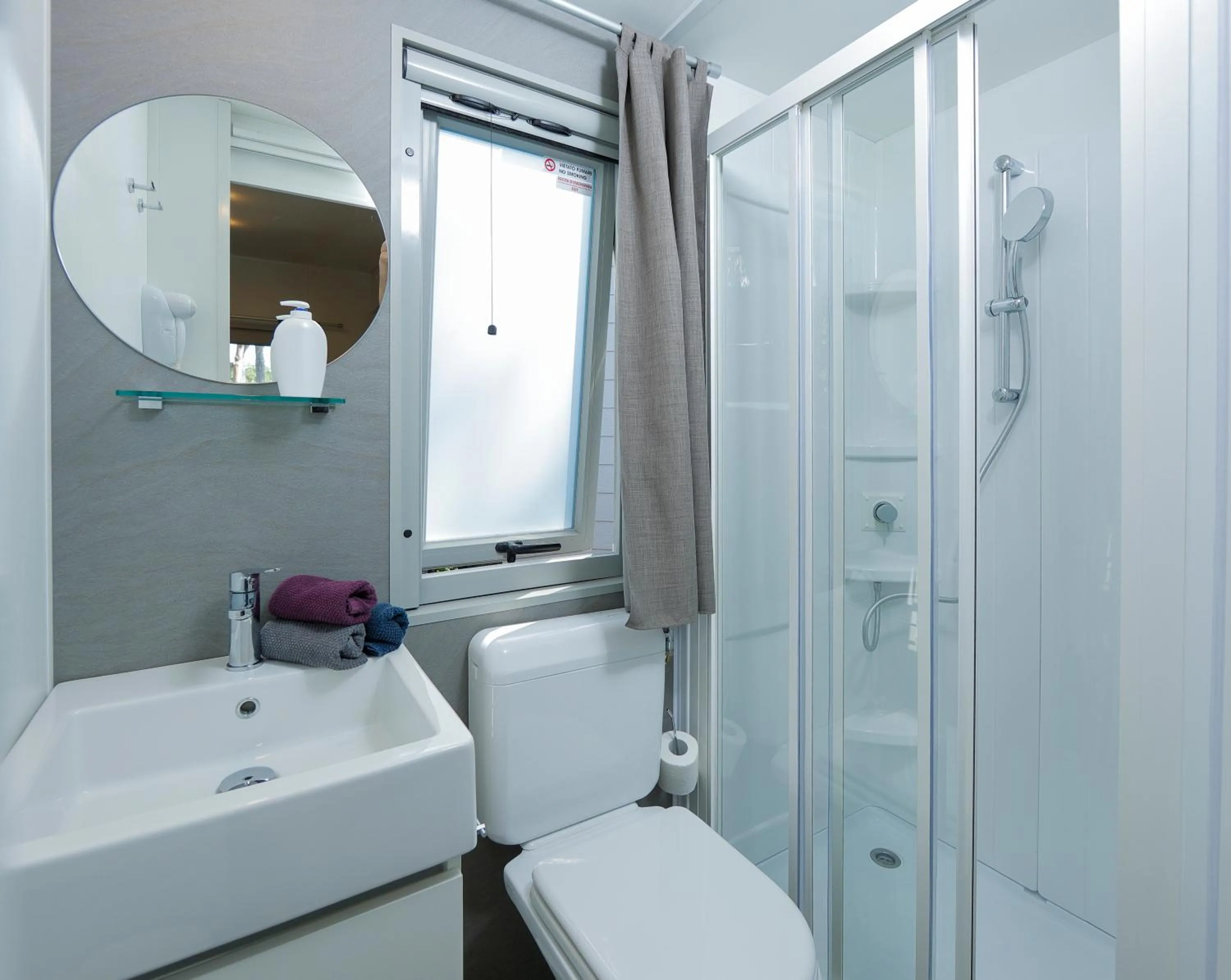 Toilet in hu Park Albatros village