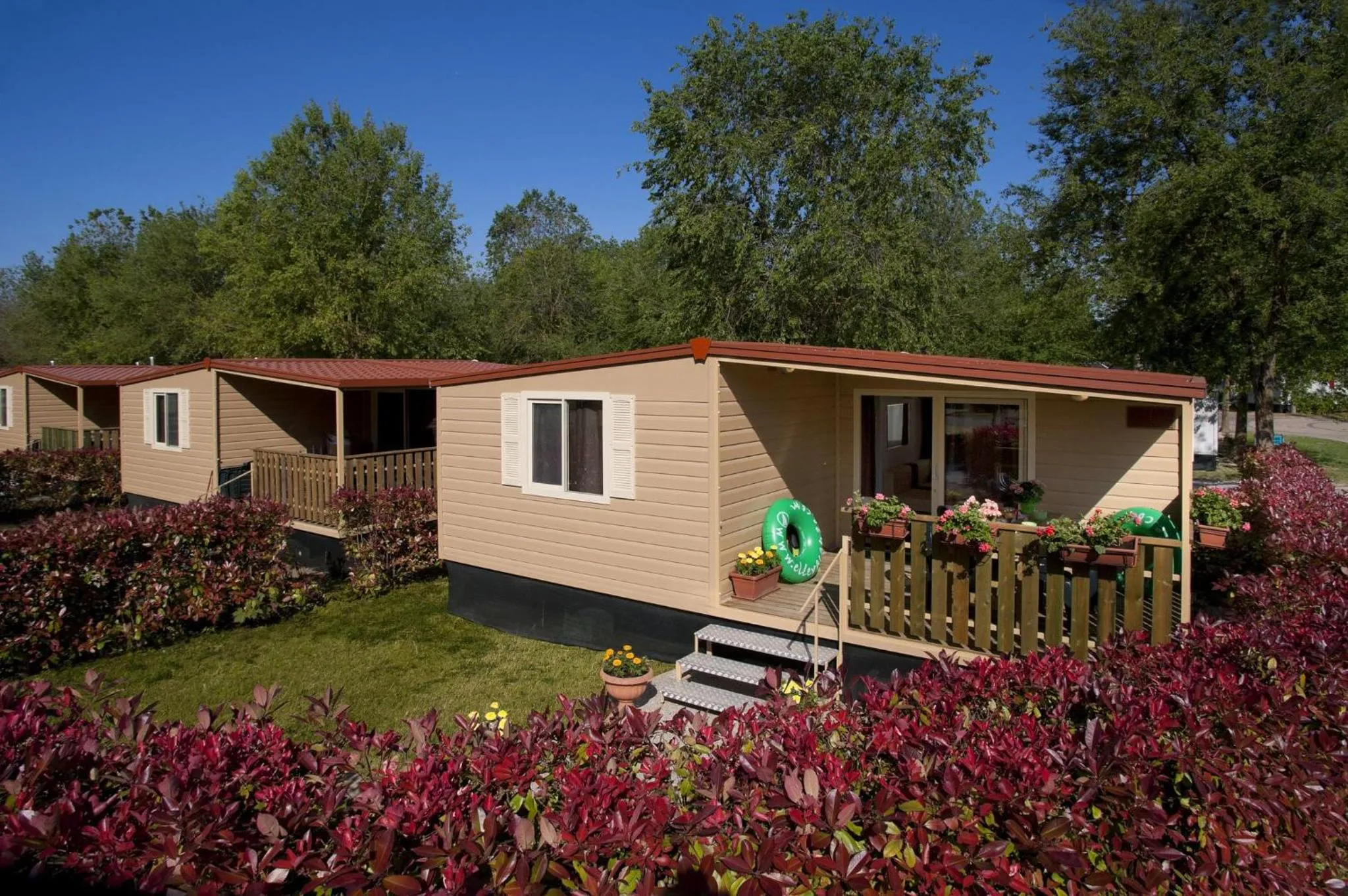 hu Park Albatros village