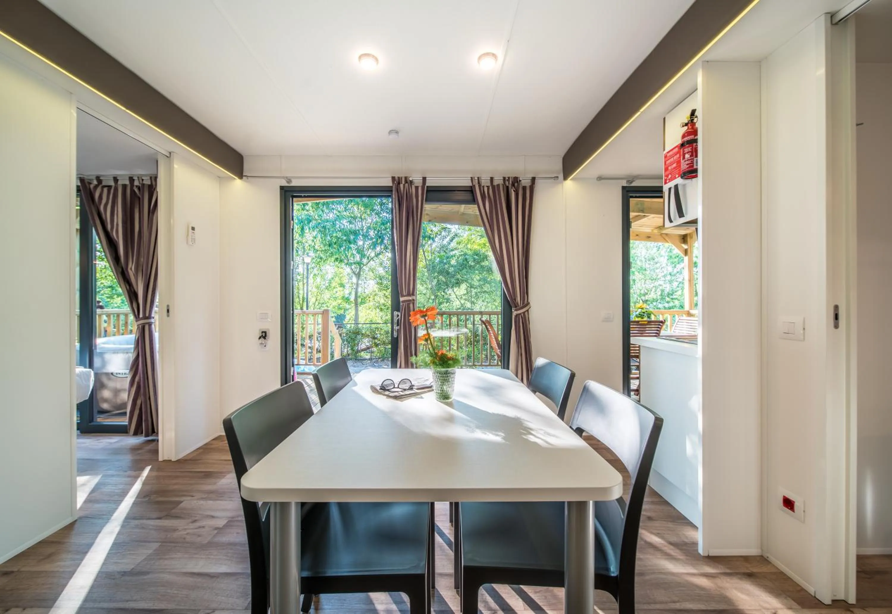 Dining area in hu Park Albatros village