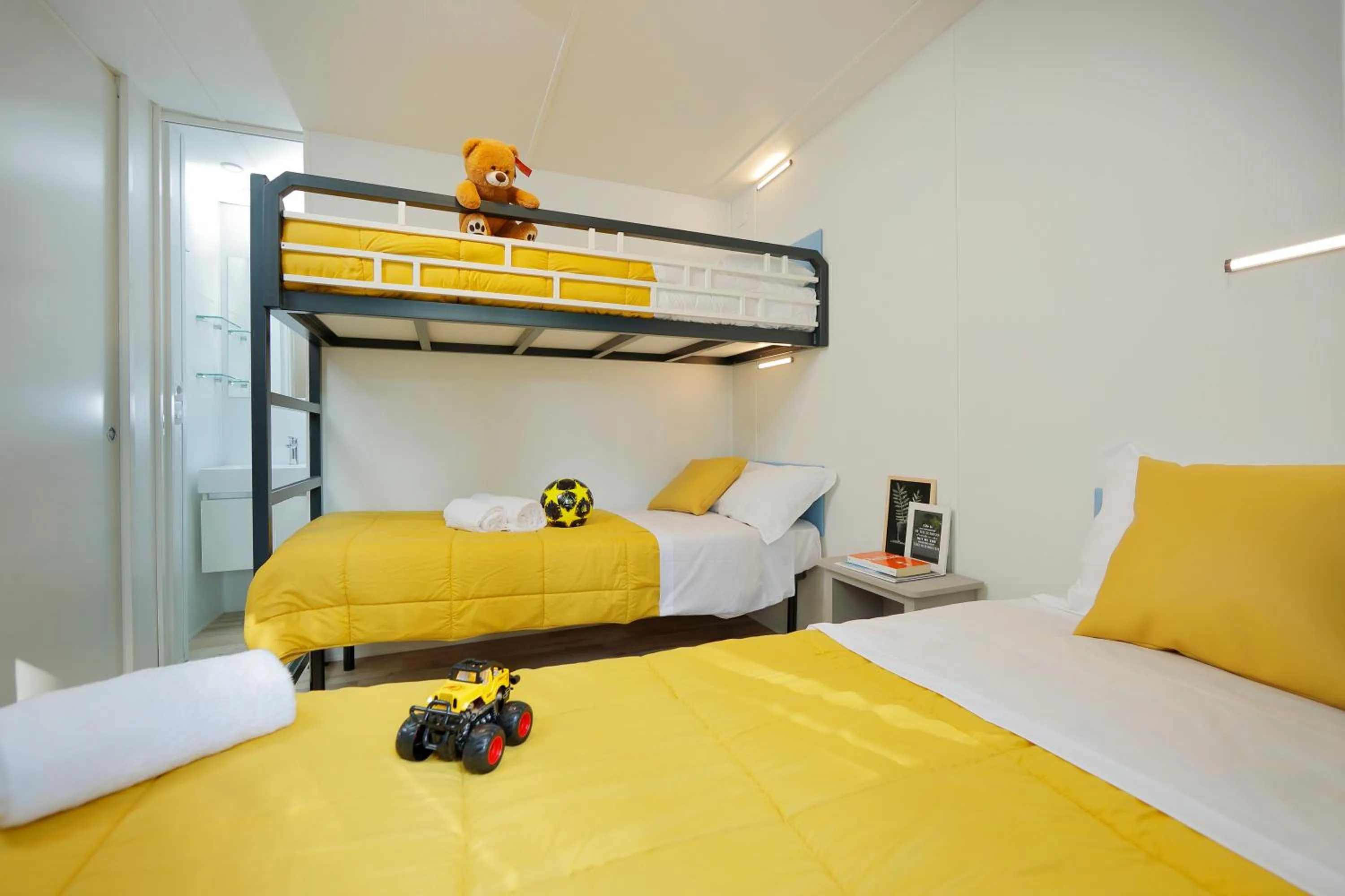 bunk bed, Bed in hu Park Albatros village