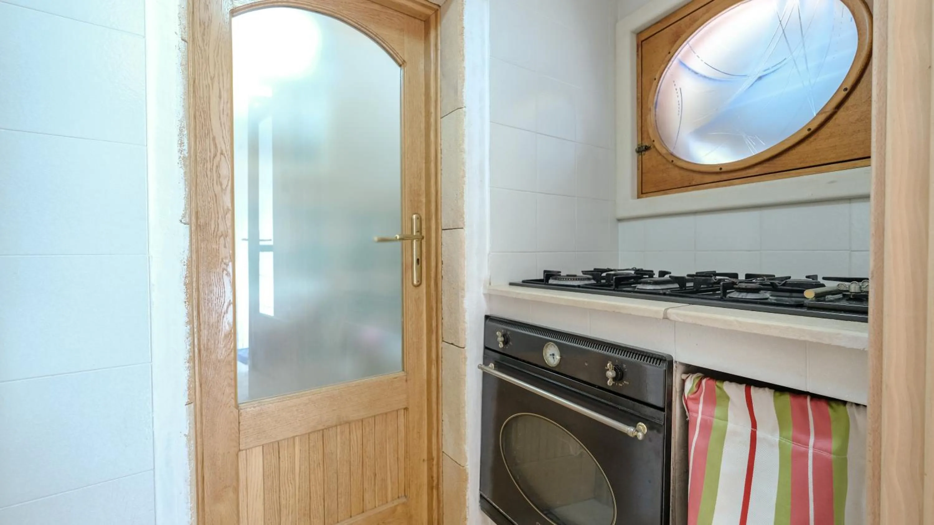 Kitchen or kitchenette in House of Cherie