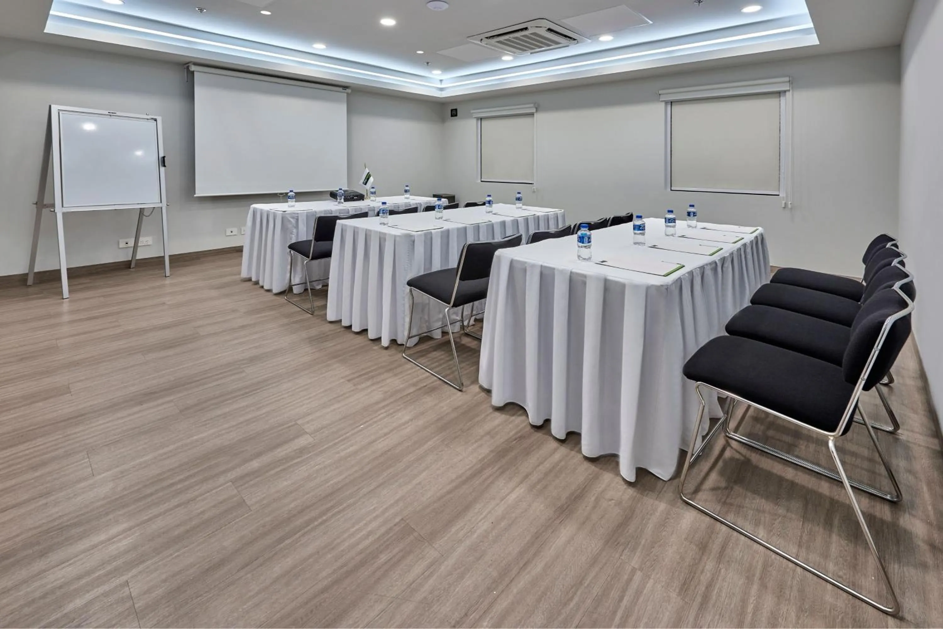 Meeting/conference room in City Express Junior by Marriott Tuxtepec