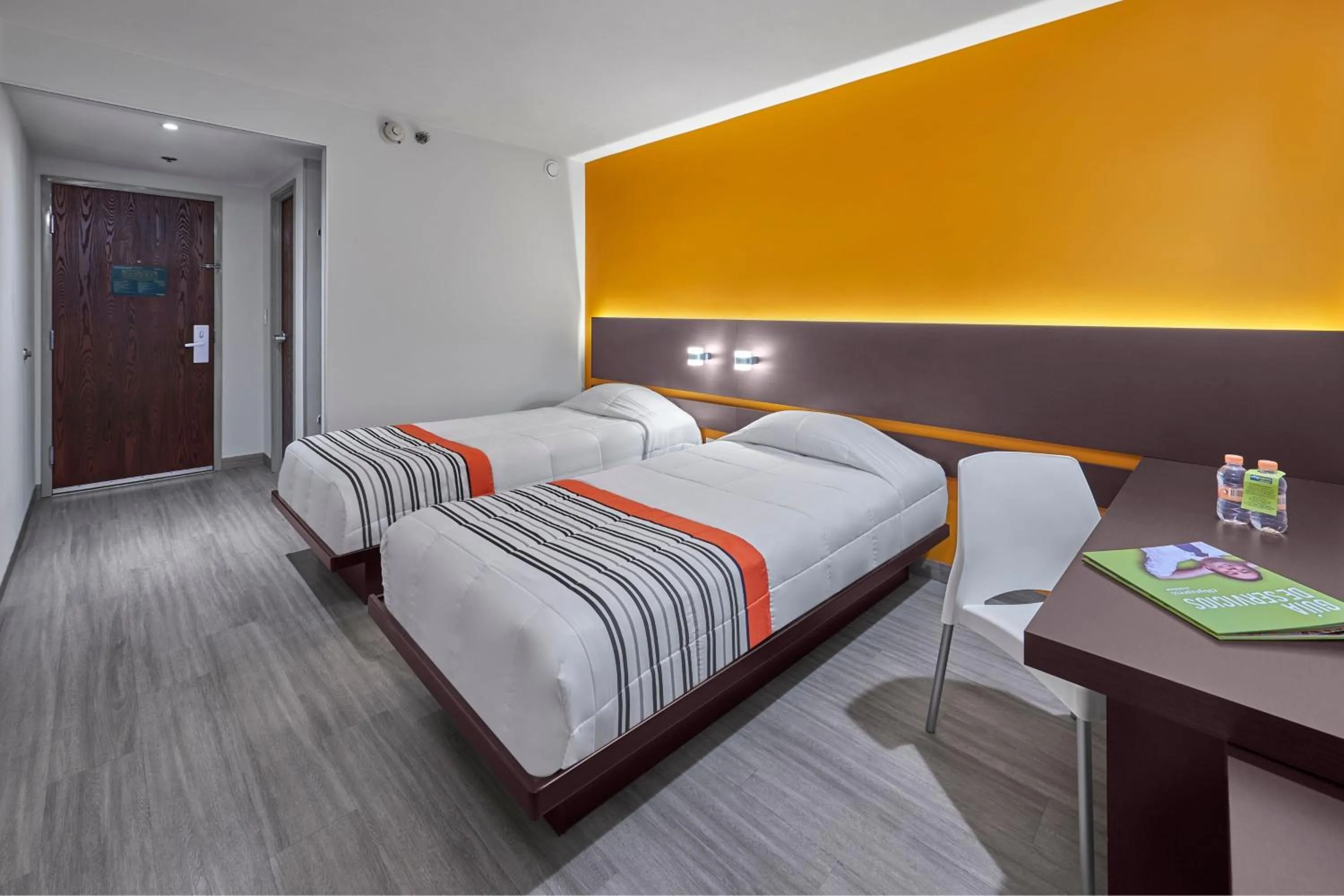 Bedroom, Bed in City Express Junior by Marriott Tuxtepec