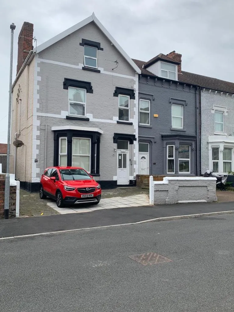 MARLEY MANSIONS APARTMENT - Clarendon