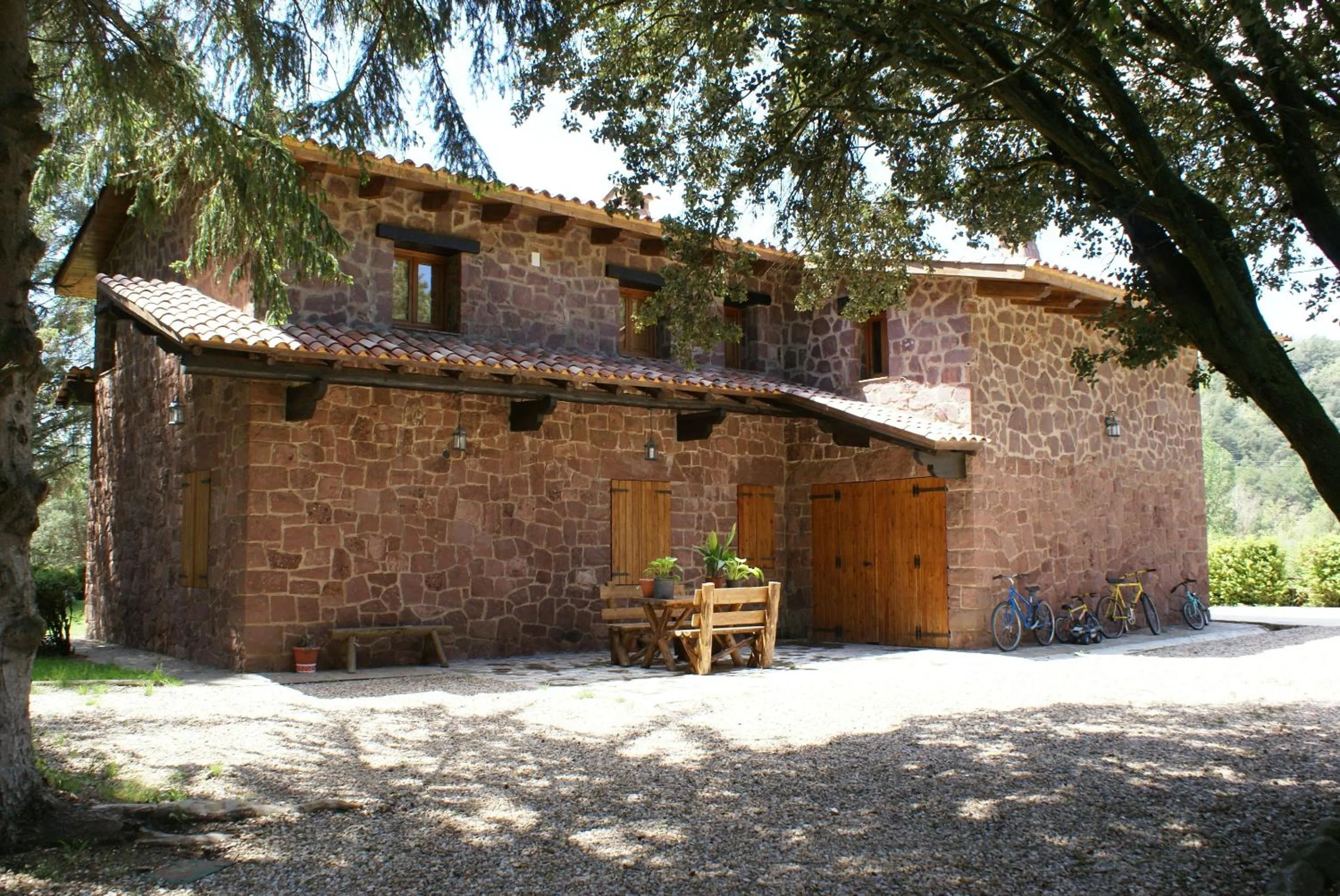 Facade/entrance in Xalet De Prades