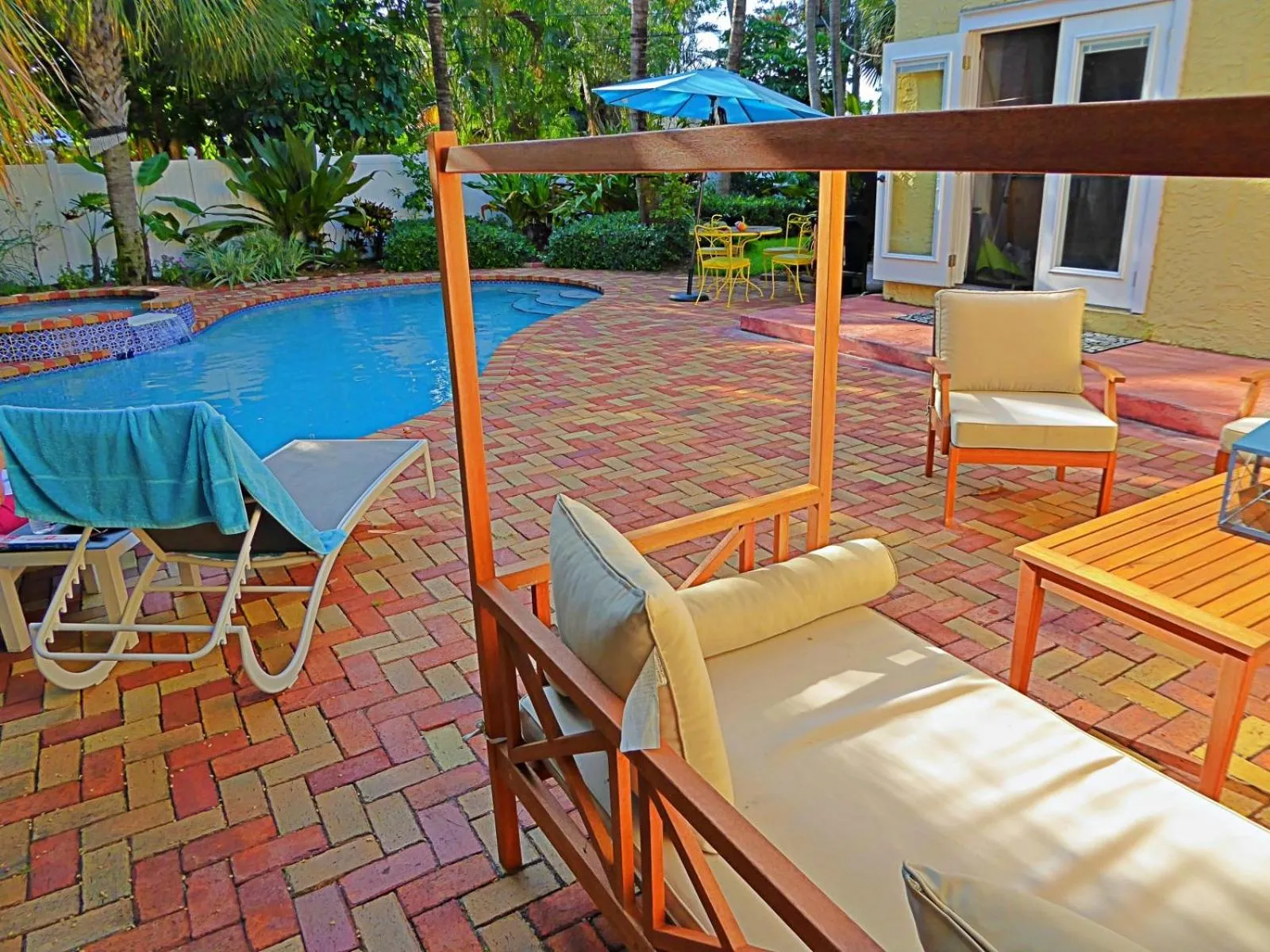 Patio in Magical villa -Private pool-spa & garden