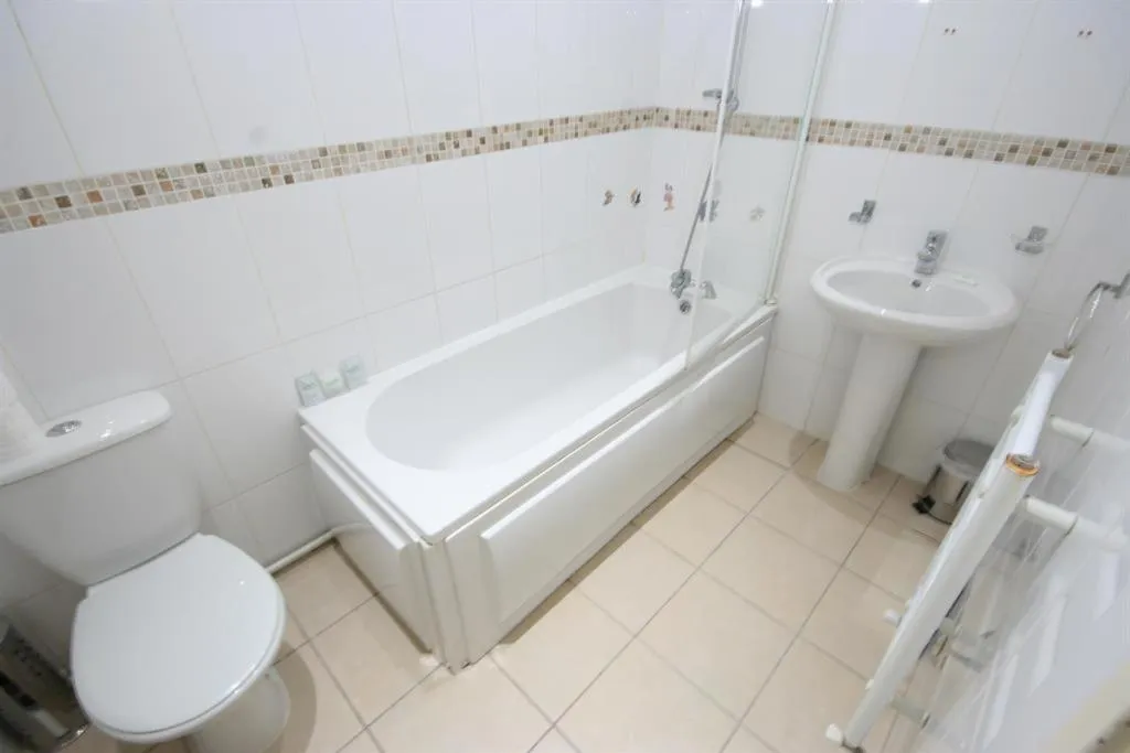 MARLEY MANSIONs APARTMENTS - KING ST REF : 10/3