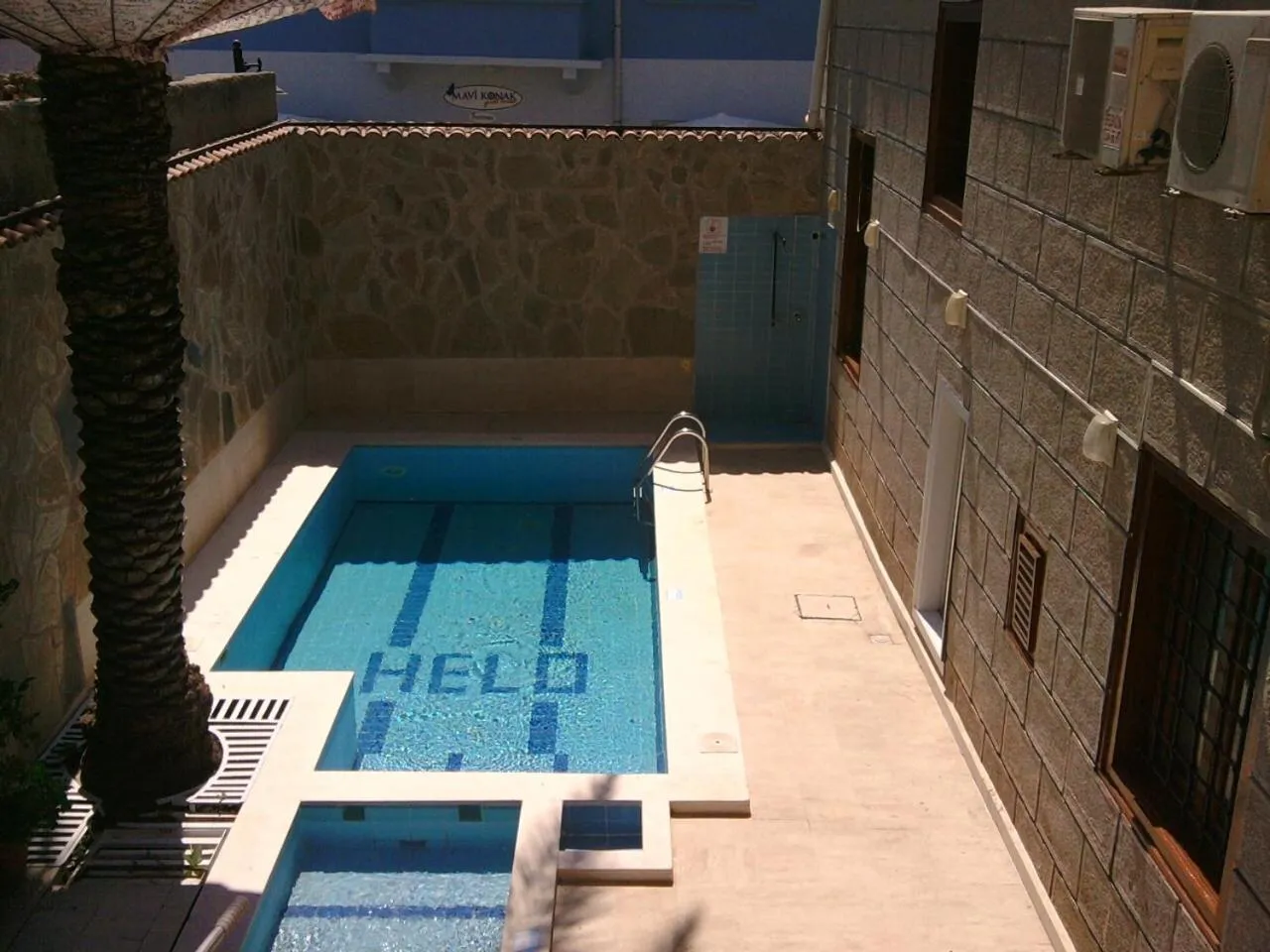 Swimming pool in Held Hotel