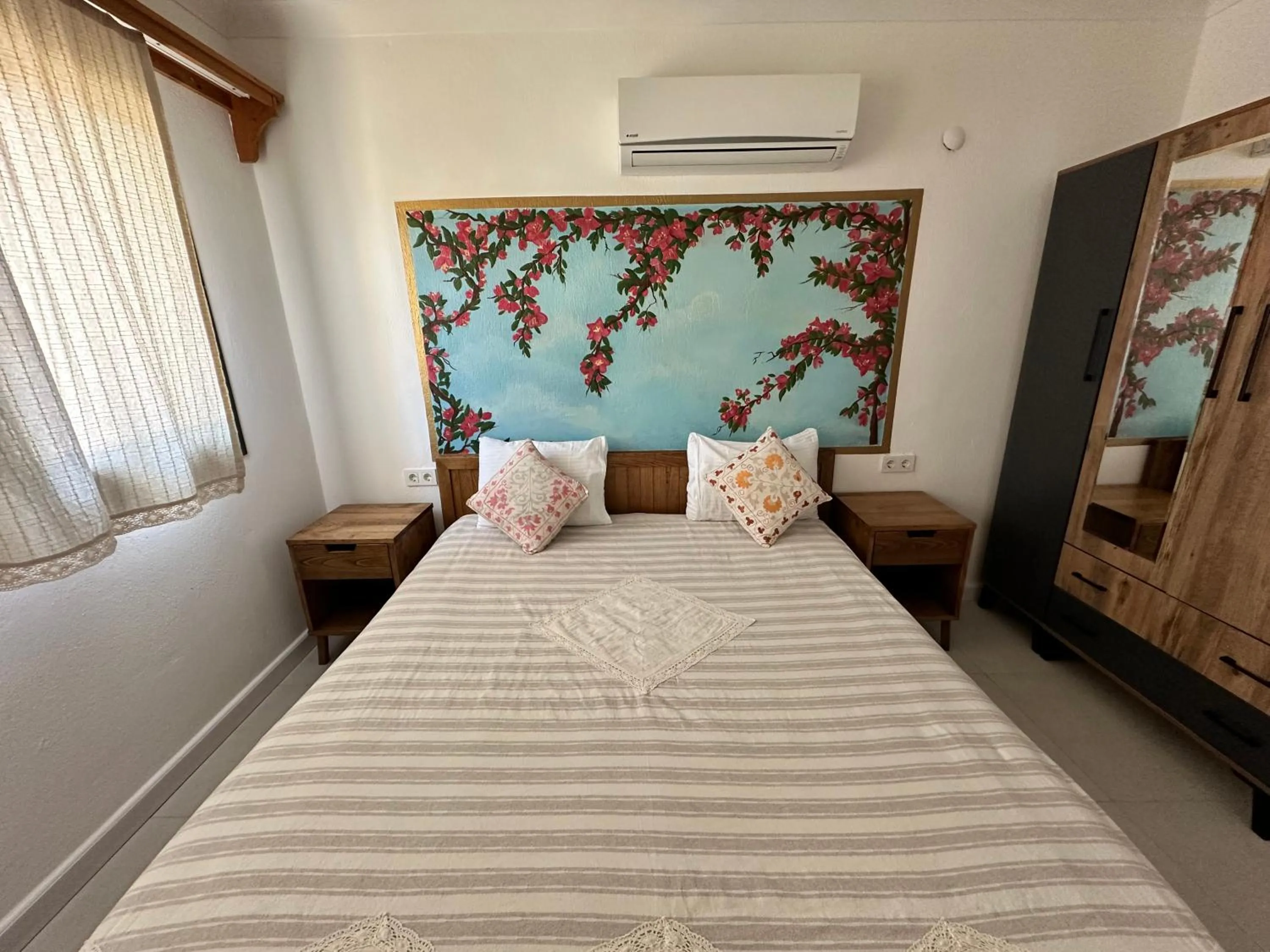 Bedroom in Eski Datça Otel