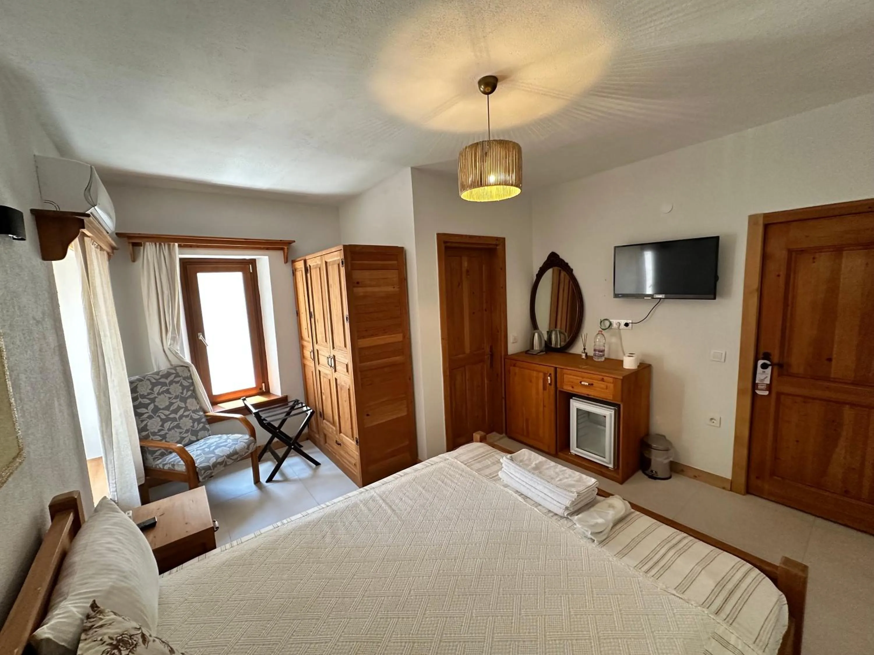 Bed in Eski Datça Otel