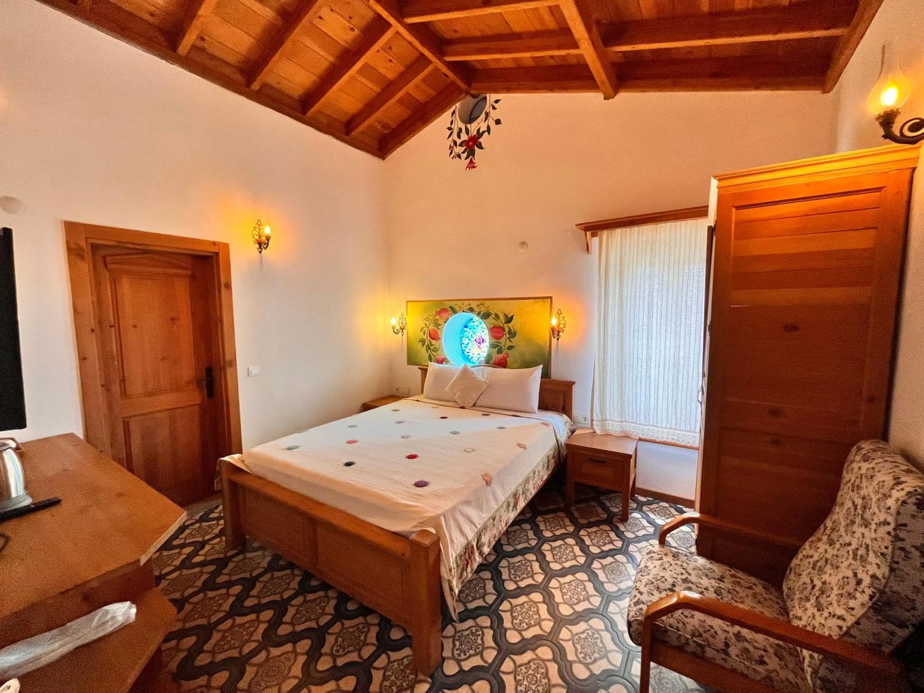 Photo of the whole room in Eski Datça Otel