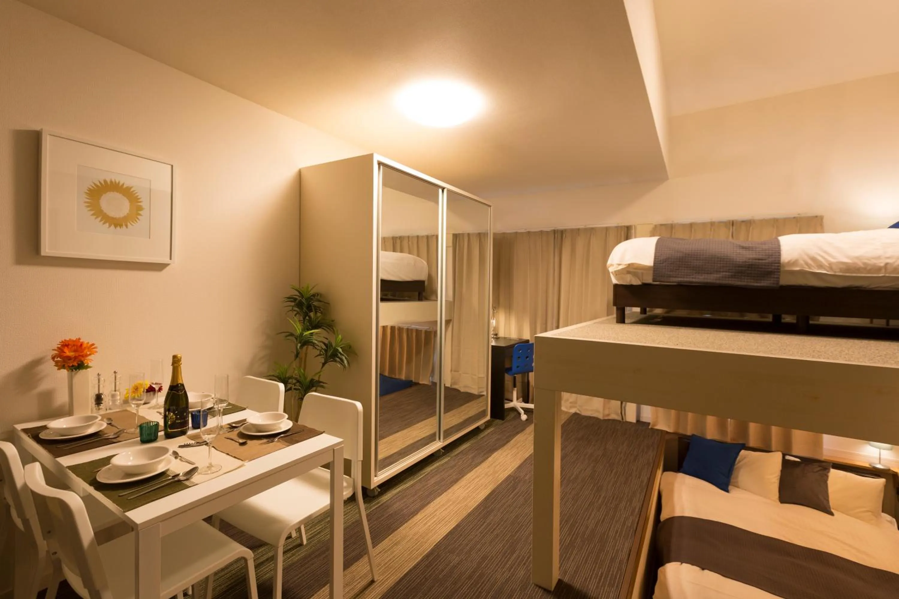 Dining area in The Metropolitan