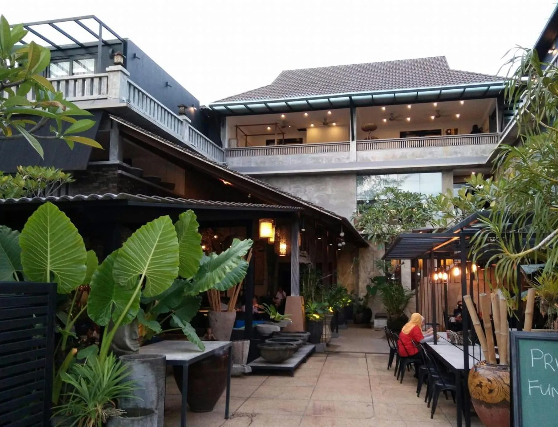 Property building in Lot 33 Boutique Hotel