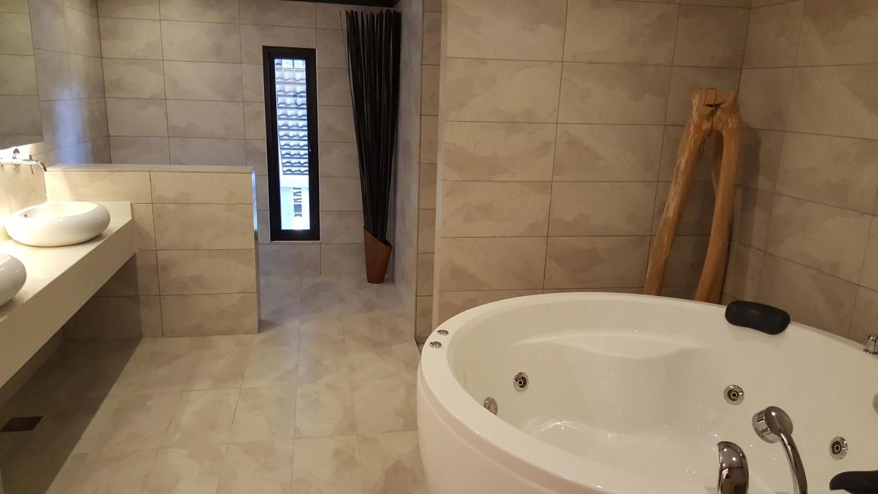 Bathroom in Lot 33 Boutique Hotel