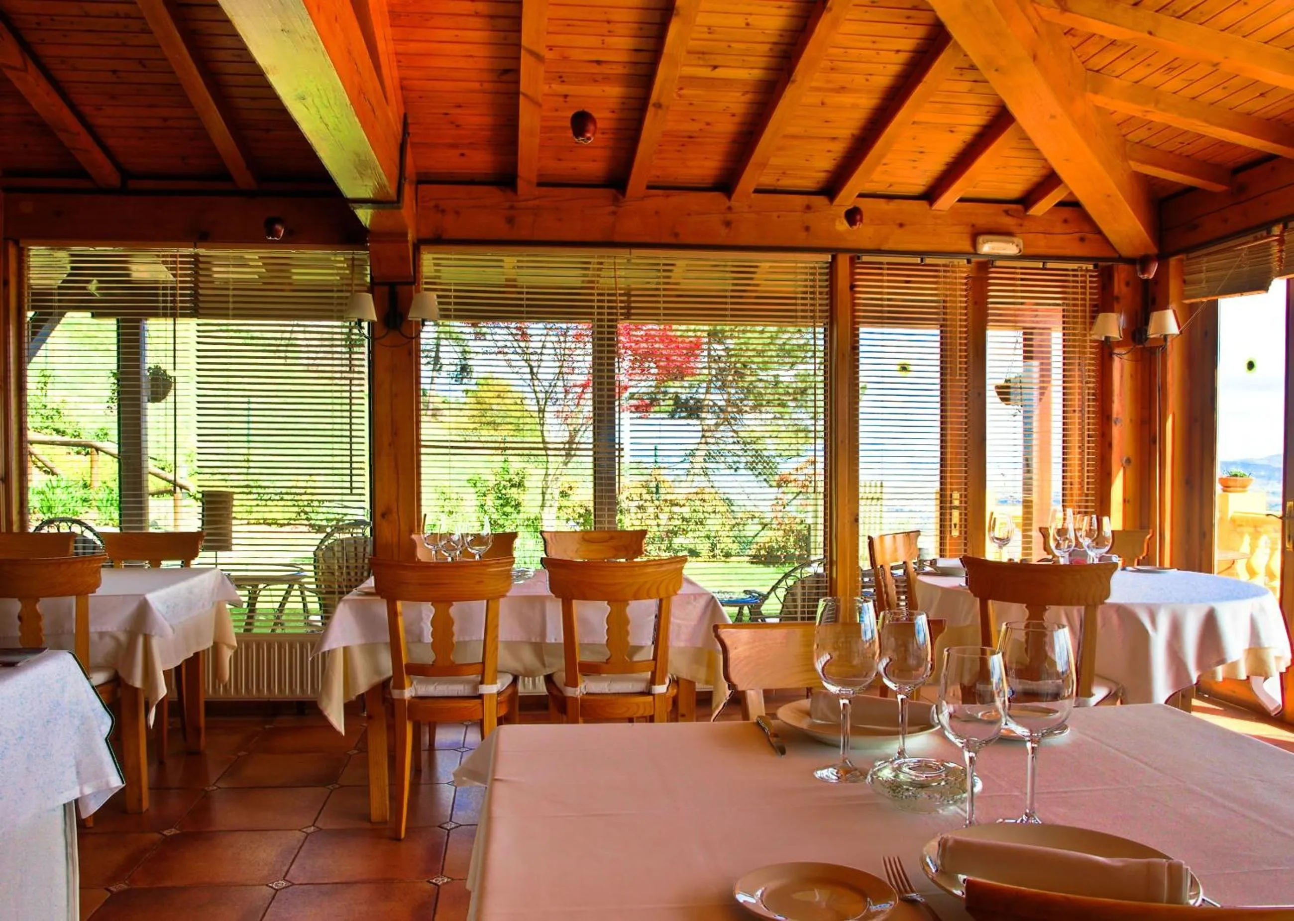 Restaurant/places to eat in Hotel Casa Camila