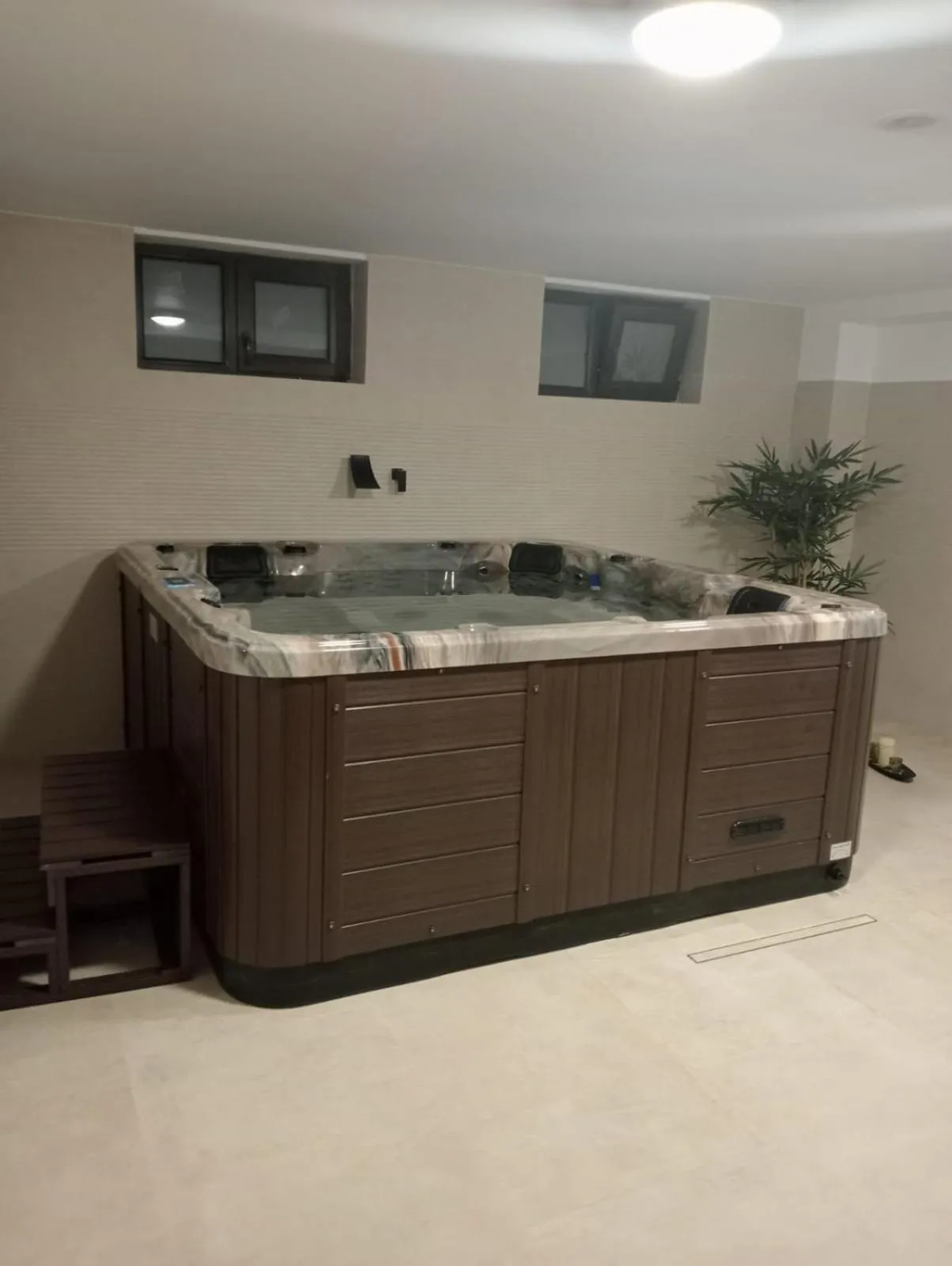 Hot Tub in New Wolf