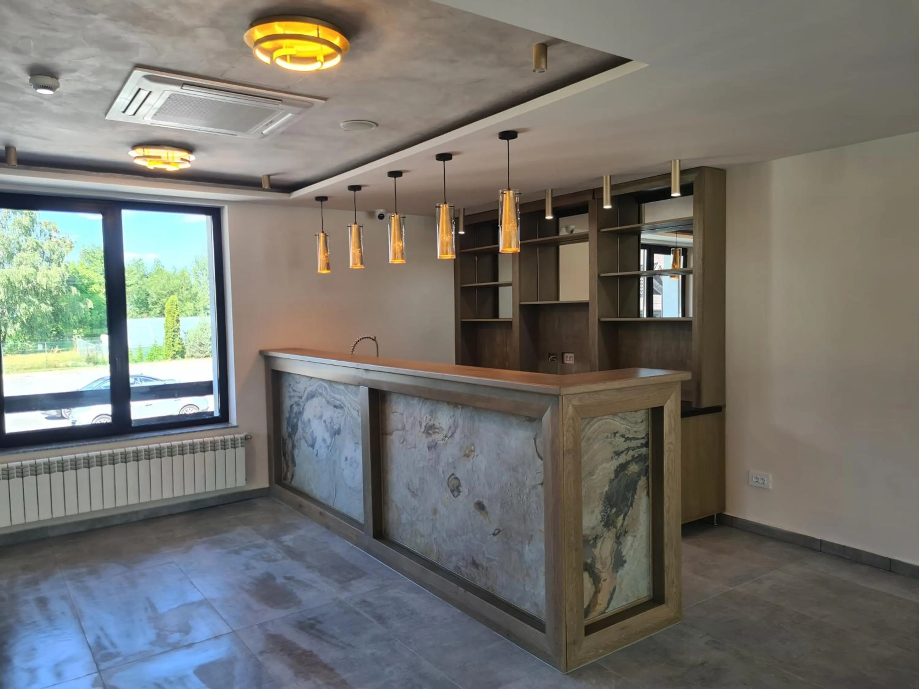 Lounge or bar in New Wolf