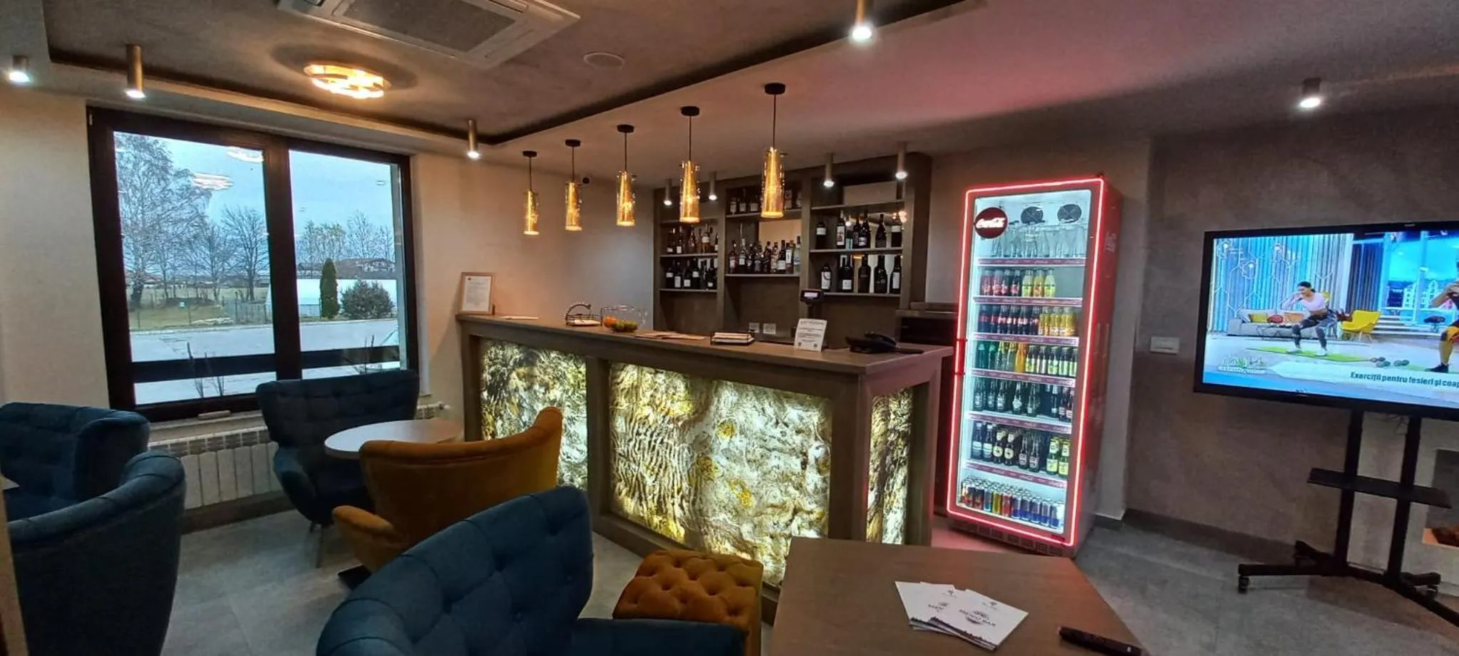 Lounge or bar in New Wolf