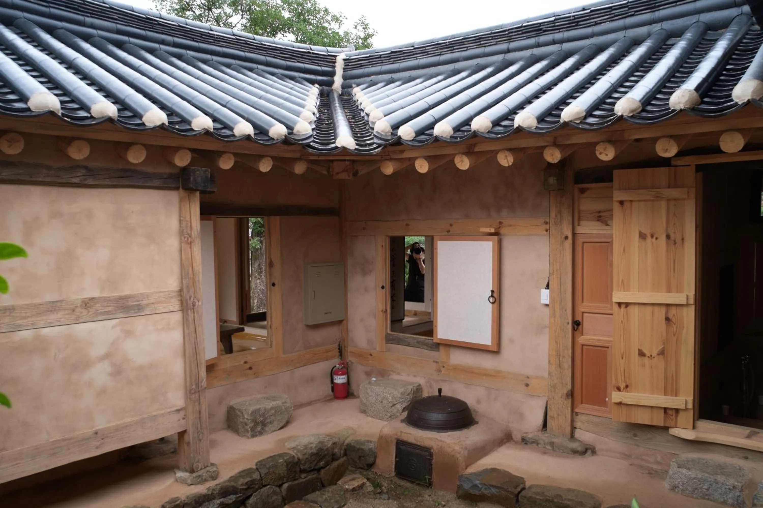 Property building in Jukheon Traditional House