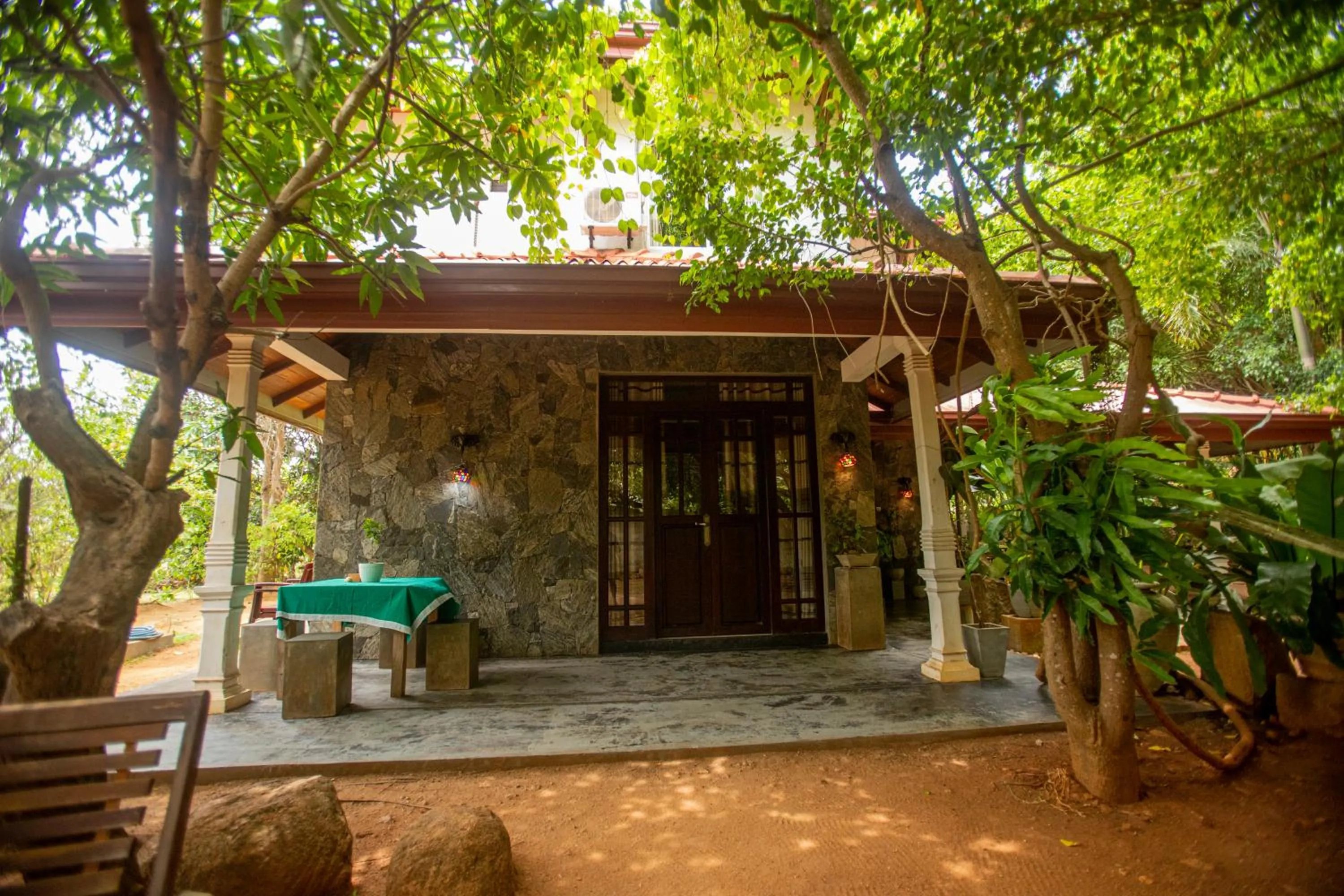 Property building in Evergreen Hotel Dambulla