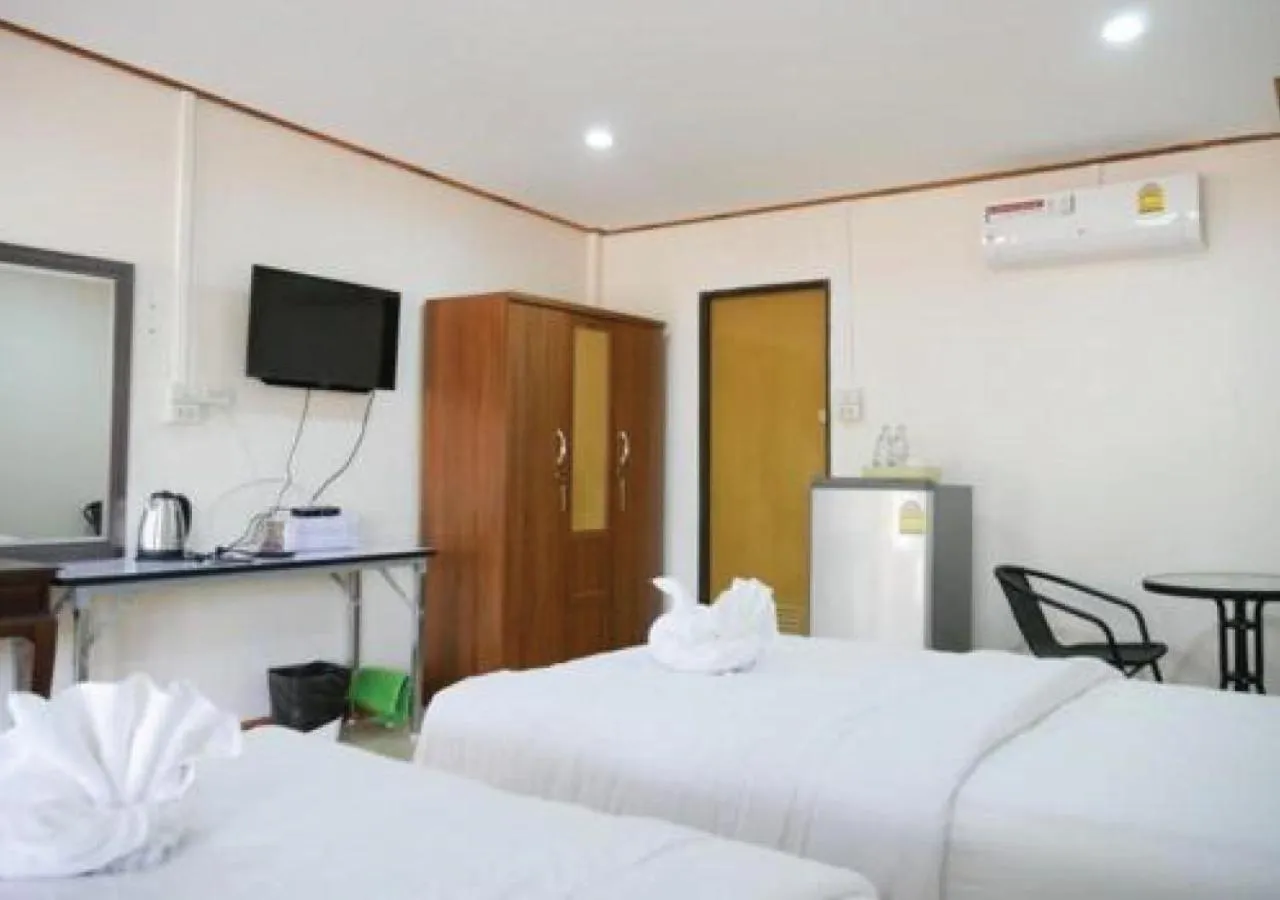 Bed in Sisatchanalai Heritage Resort