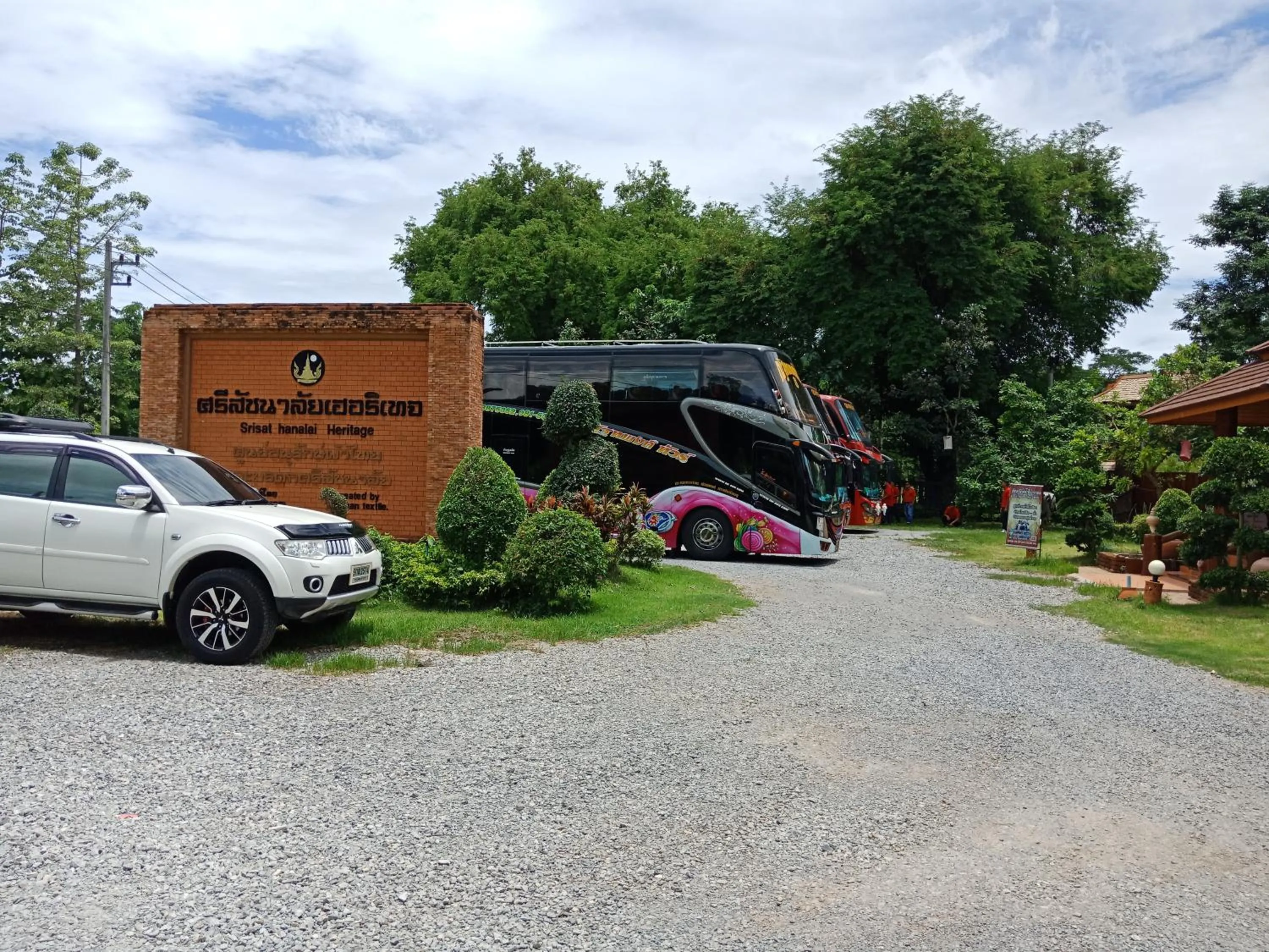 Day in Sisatchanalai Heritage Resort