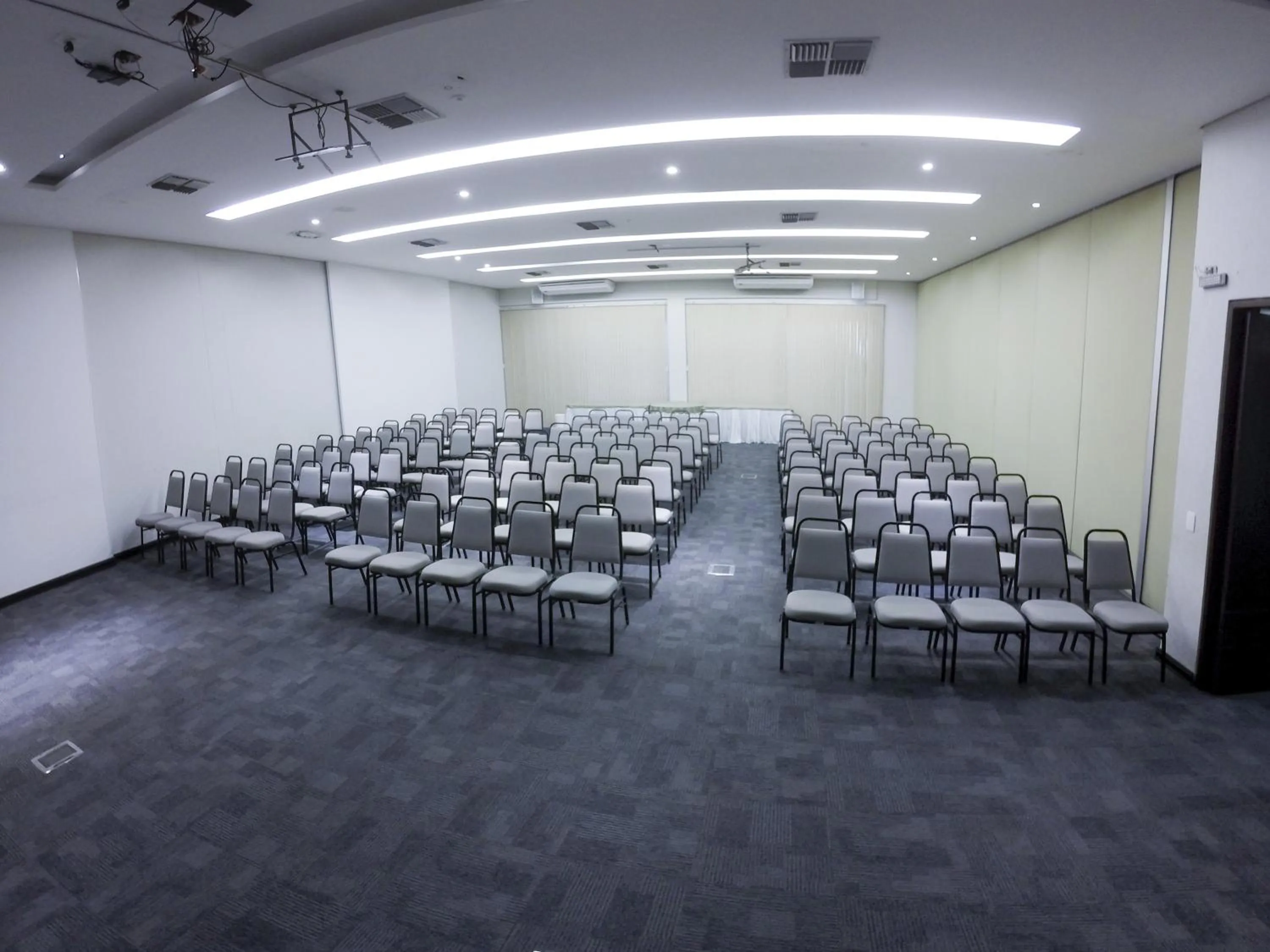 Business facilities in Nobile Suítes Uberlândia