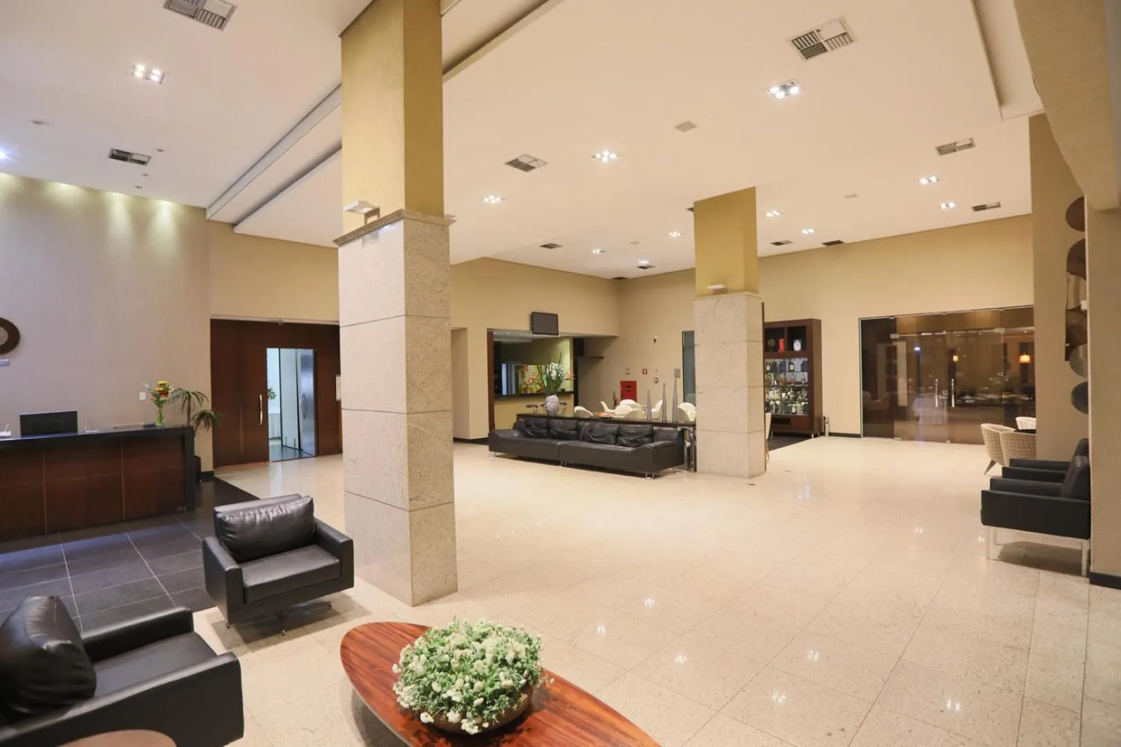 Lobby or reception in Nobile Suítes Uberlândia