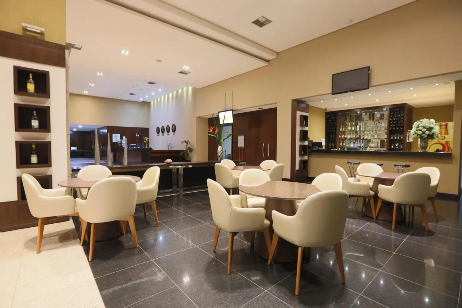 Lounge or bar in Nobile Suítes Uberlândia