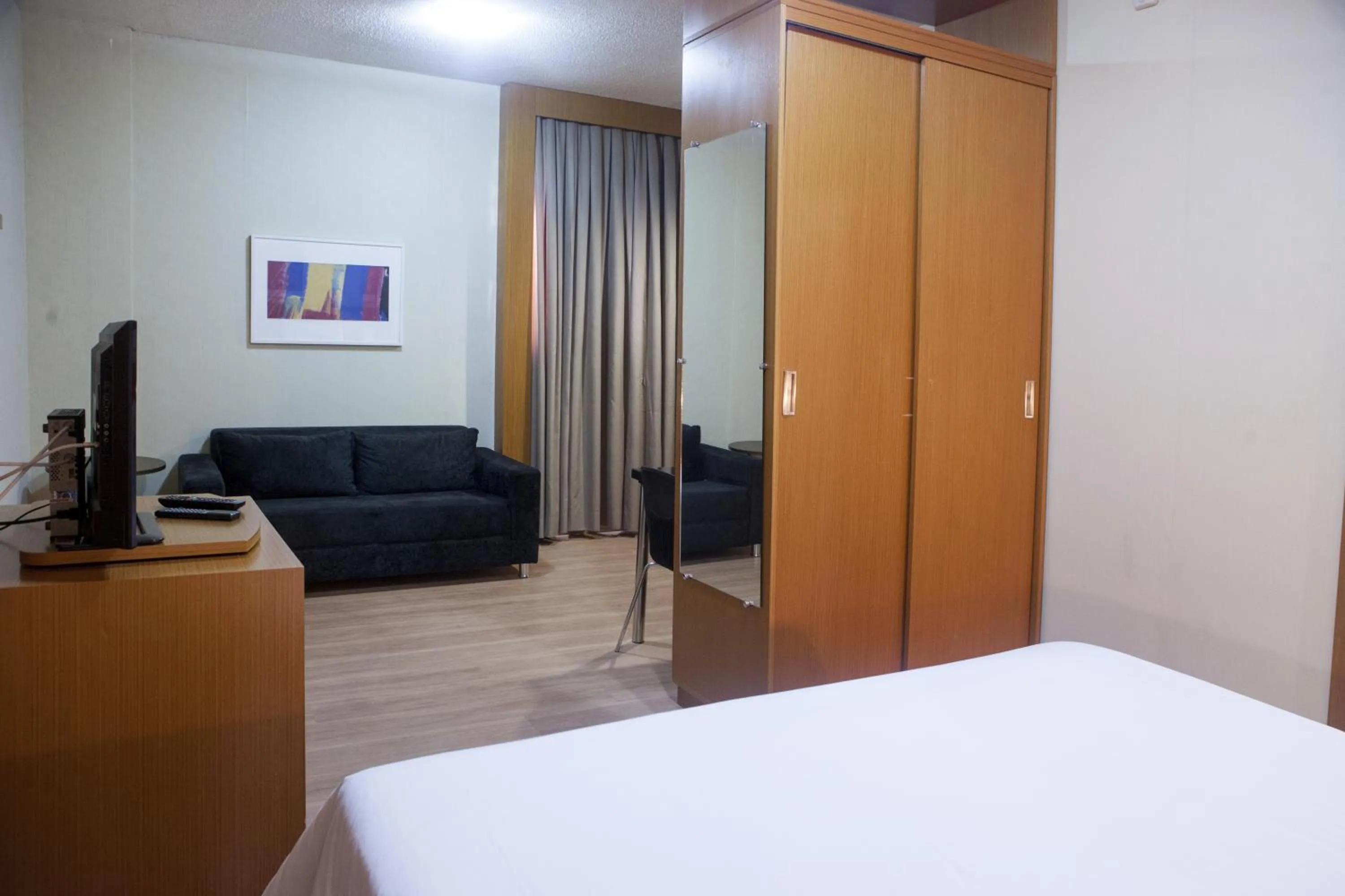 Bedroom, Bed in Nobile Suítes Uberlândia