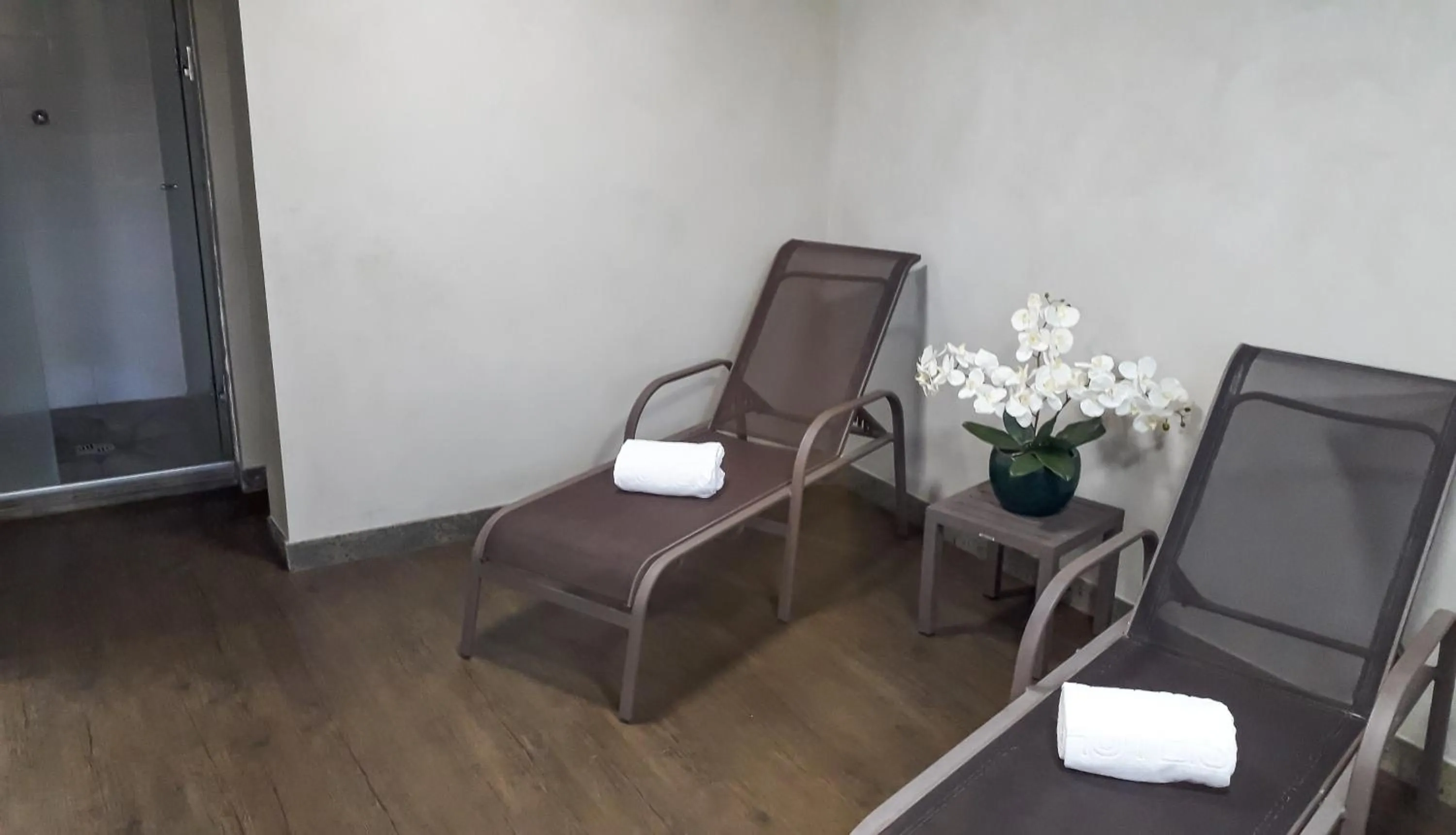 Sauna in San Diego Suites Ipatinga