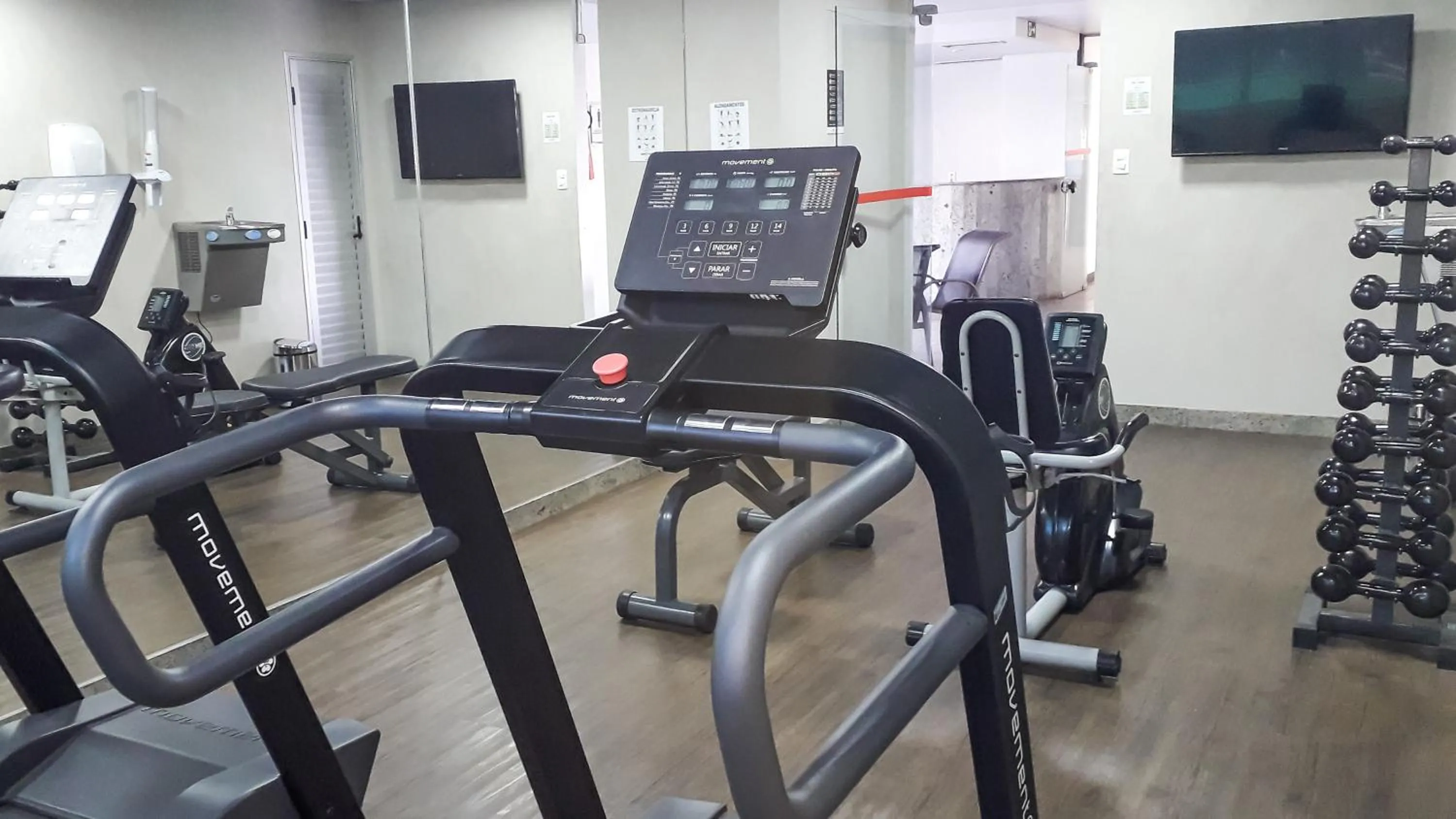 Fitness centre/facilities in San Diego Suites Ipatinga